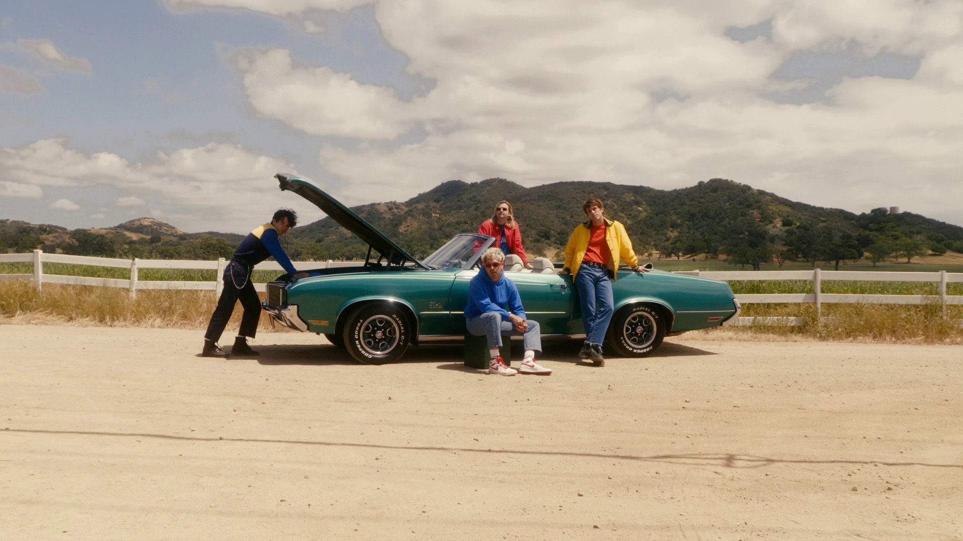 Lula, I'm Not Mad (2019) —  shot,  lighting