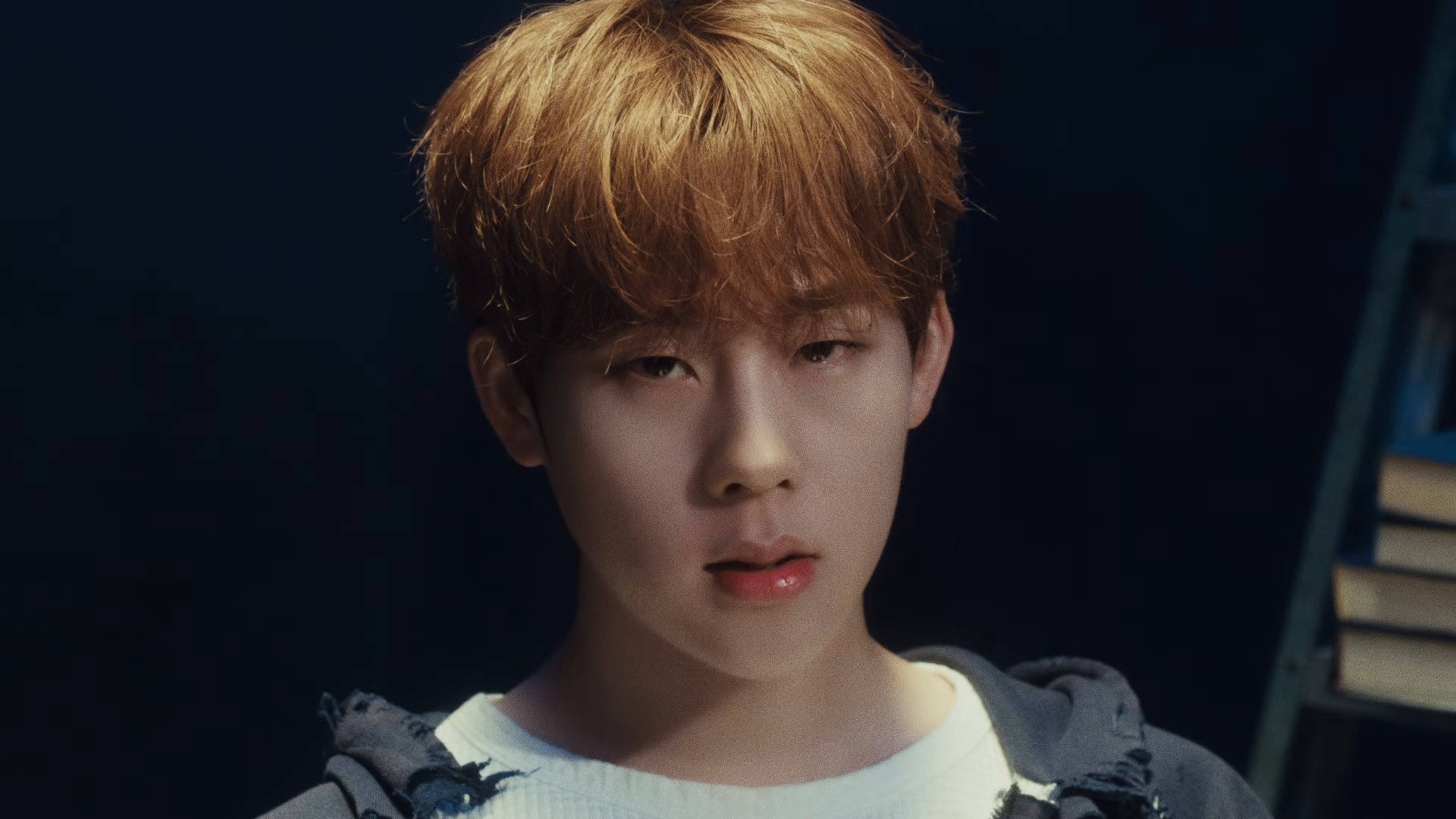 baby blue (2025) —  shot,  lighting