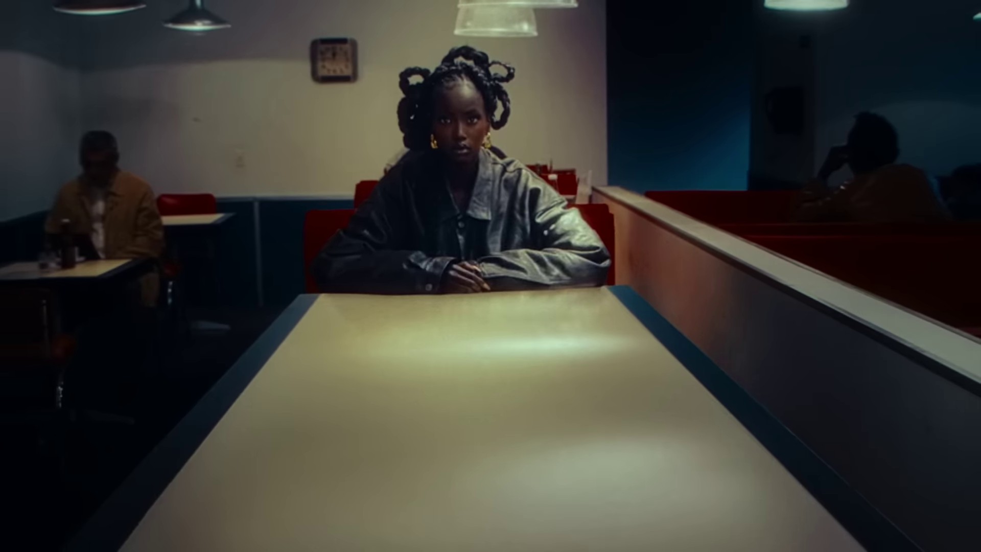 Say something  (2023) —  shot,  lighting