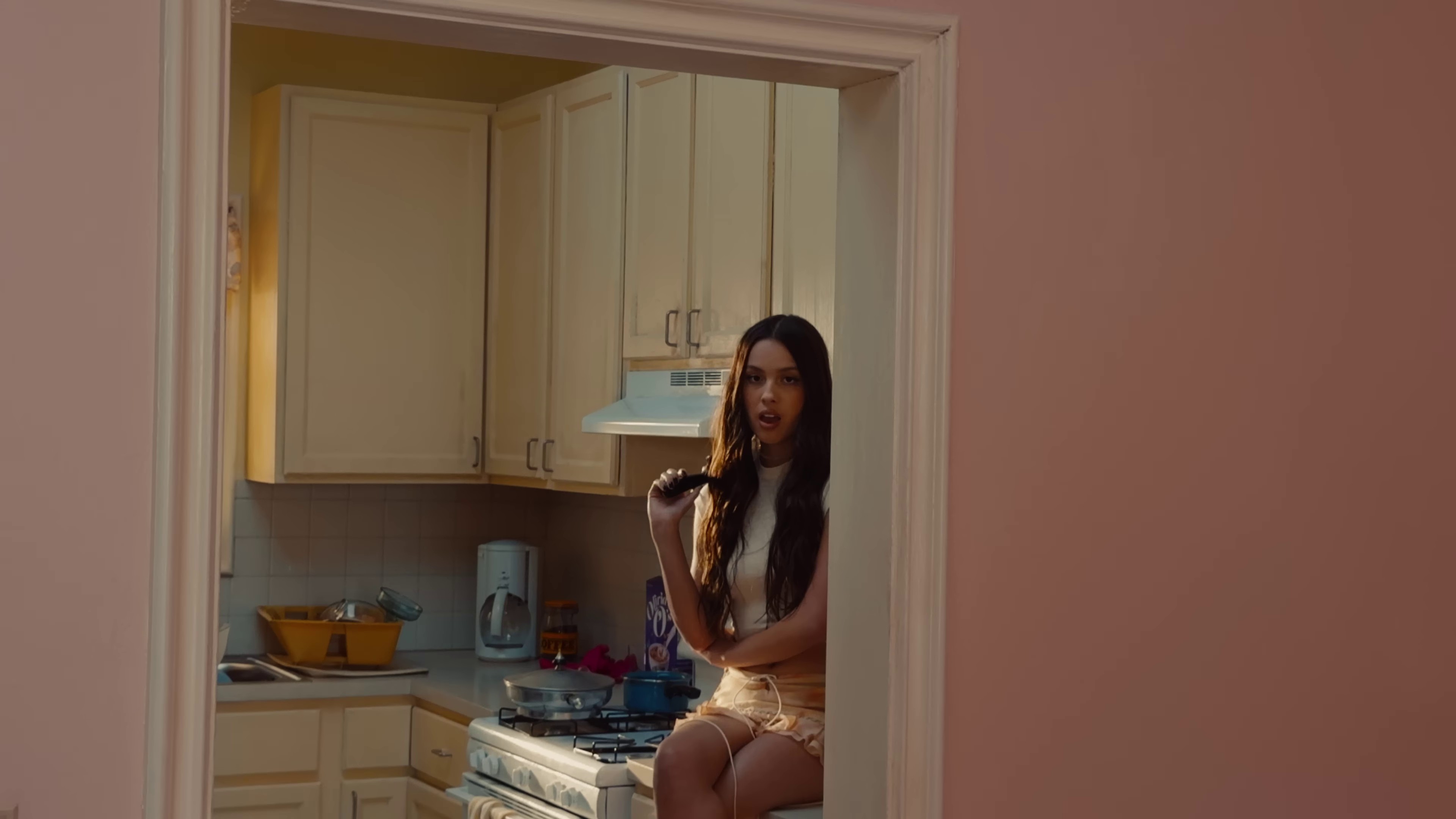 get him back! (2023) —  shot,  lighting