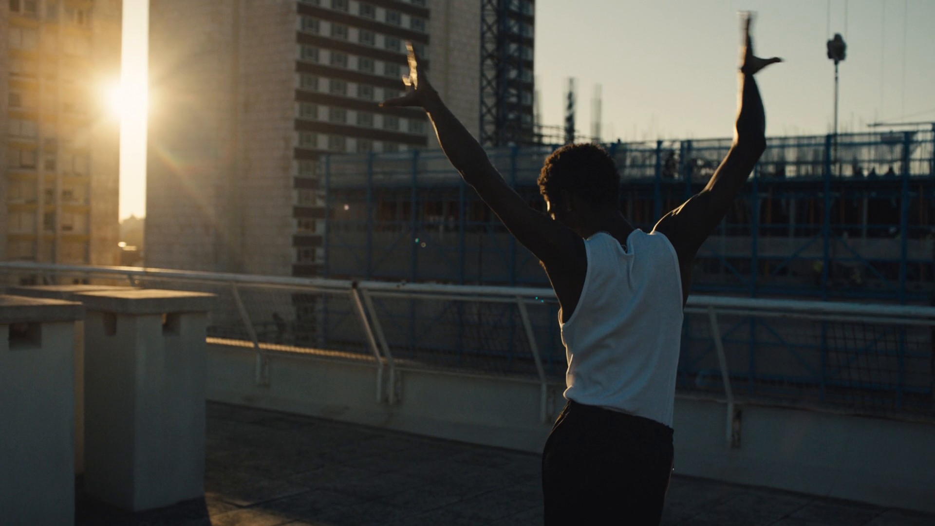 H&M - Discover (Directors Cut) (2022) —  shot,  lighting