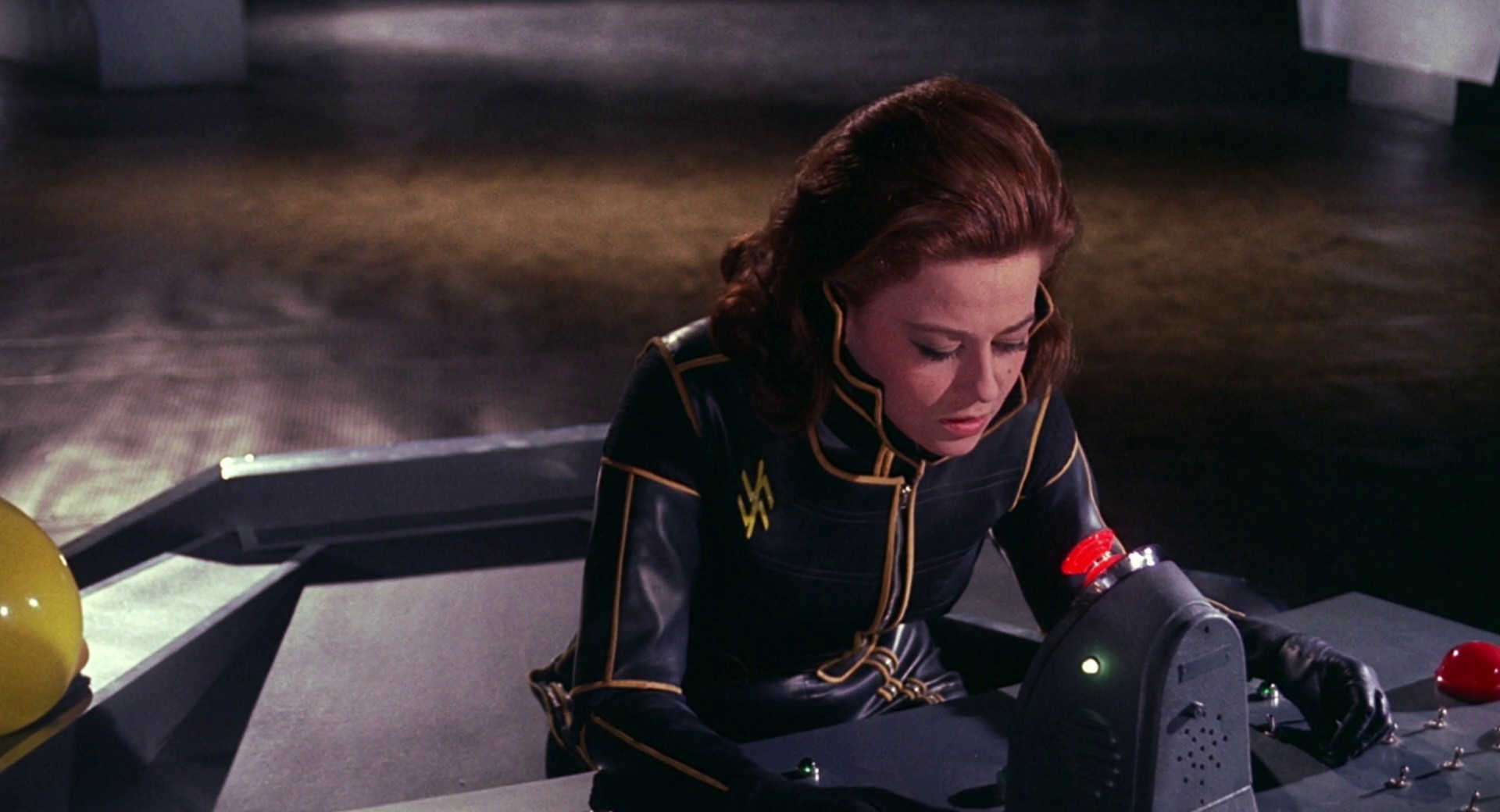 Planet of the Vampires (1965) —  shot,  lighting