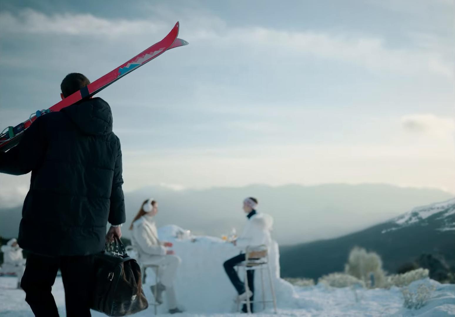 APRÈS SKI COLLECTION | OYSHO (2024) —  shot,  lighting