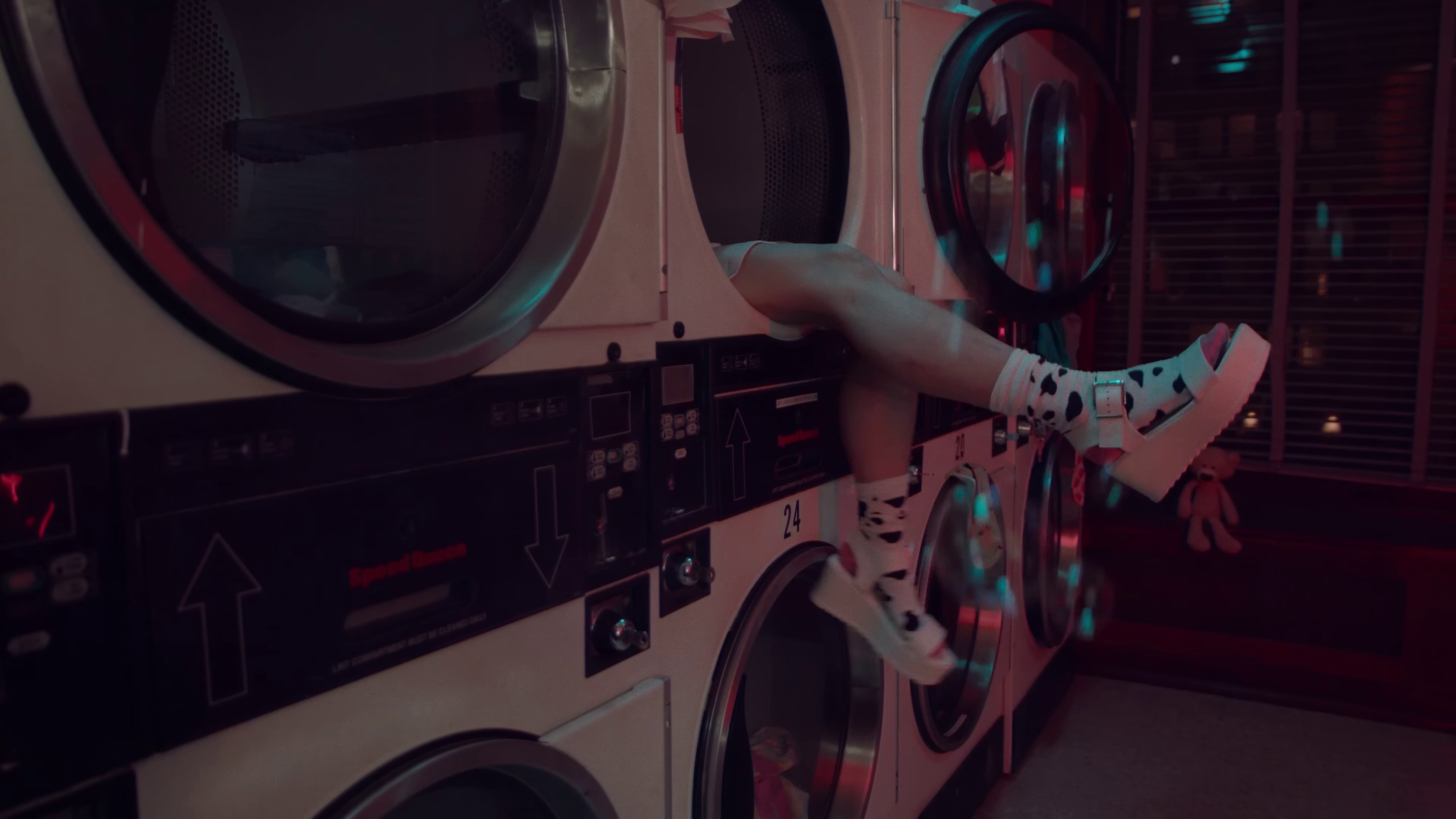 Super Happy (2022) —  shot,  lighting