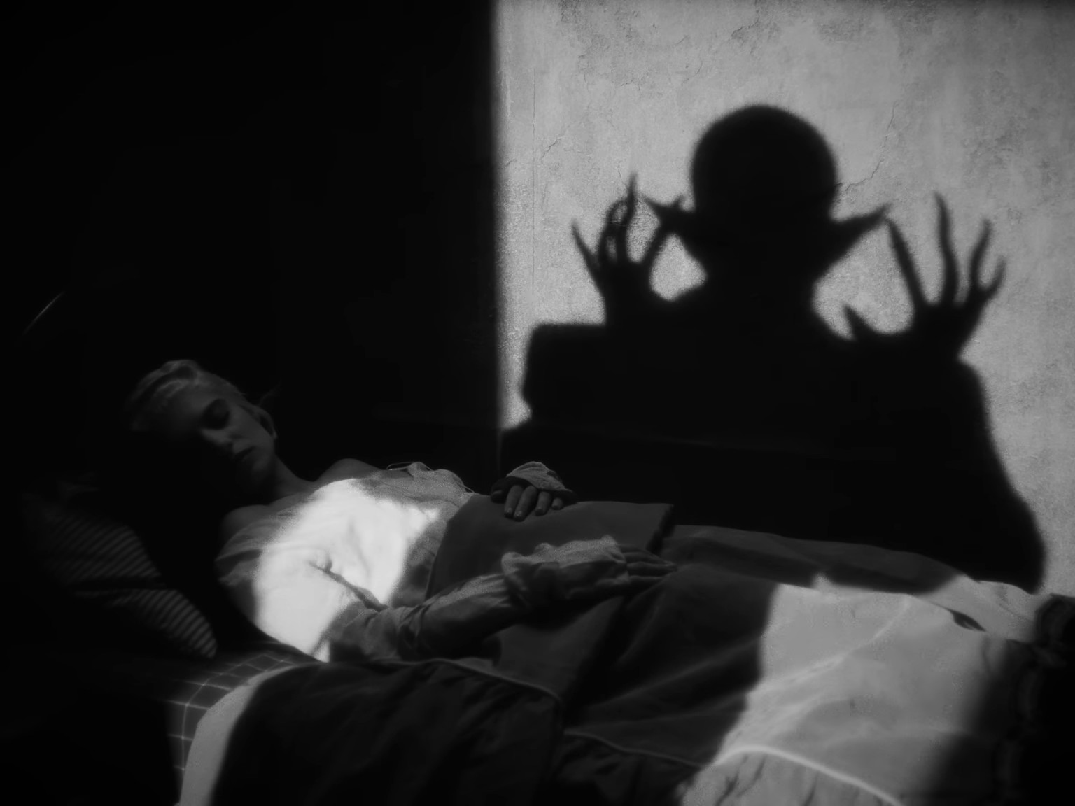 BATICANO (2023) —  shot,  lighting