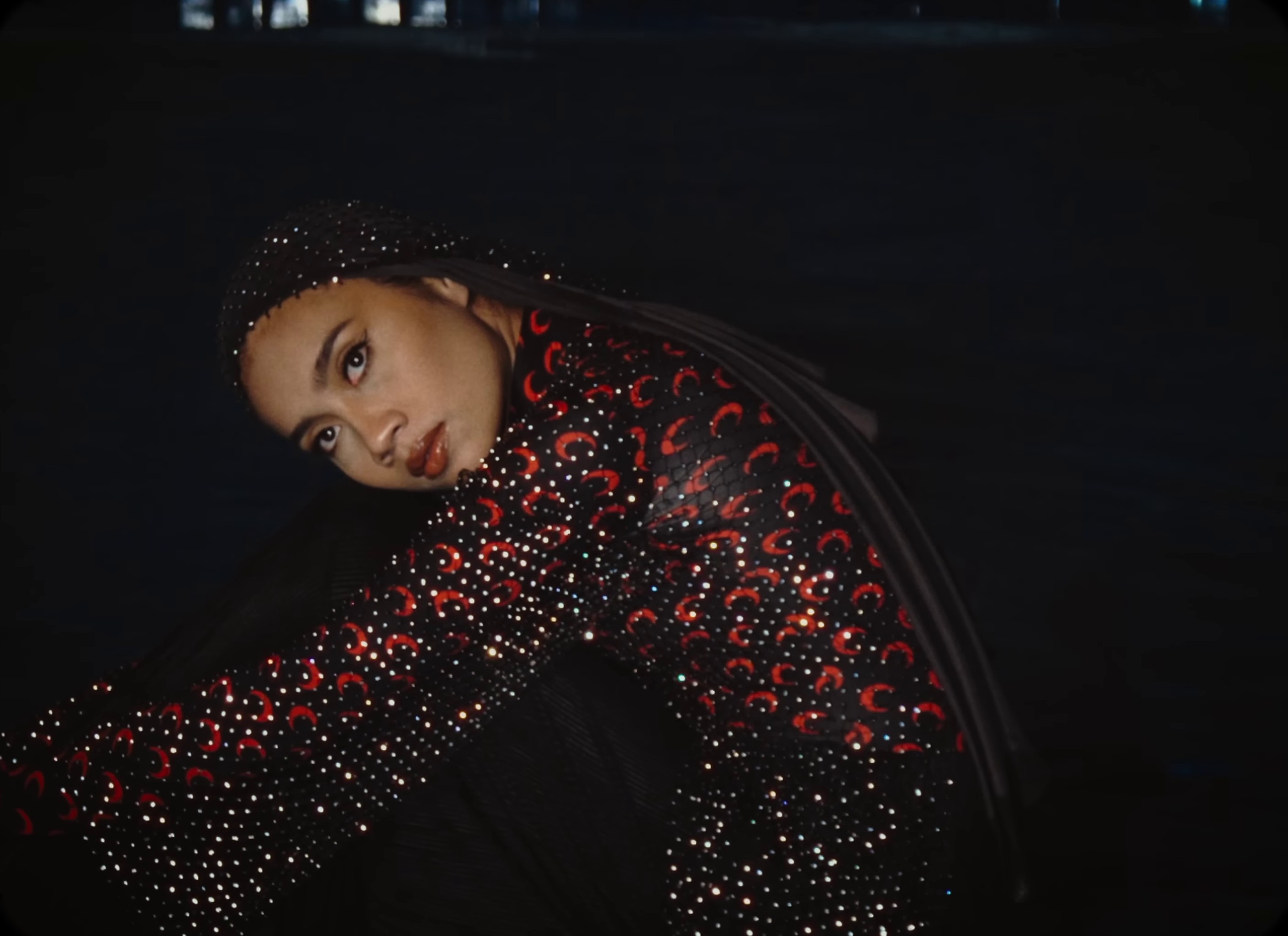 Fool 4 U (2022) —  shot,  lighting