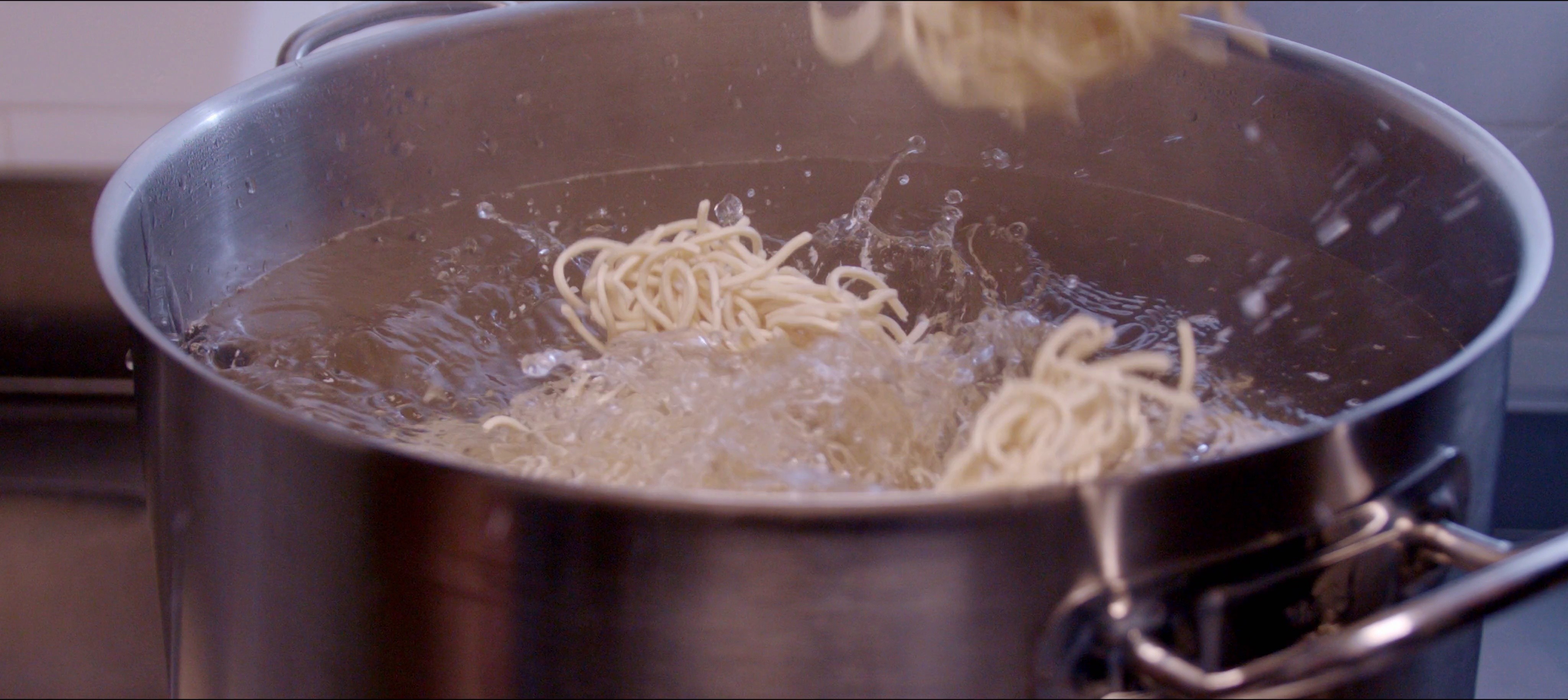 Noodle Pack Orange Chicken Commercial (2017) —  shot,  lighting