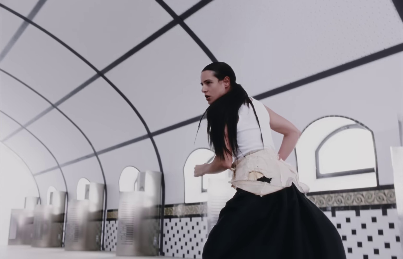 oral (2023) —  shot,  lighting