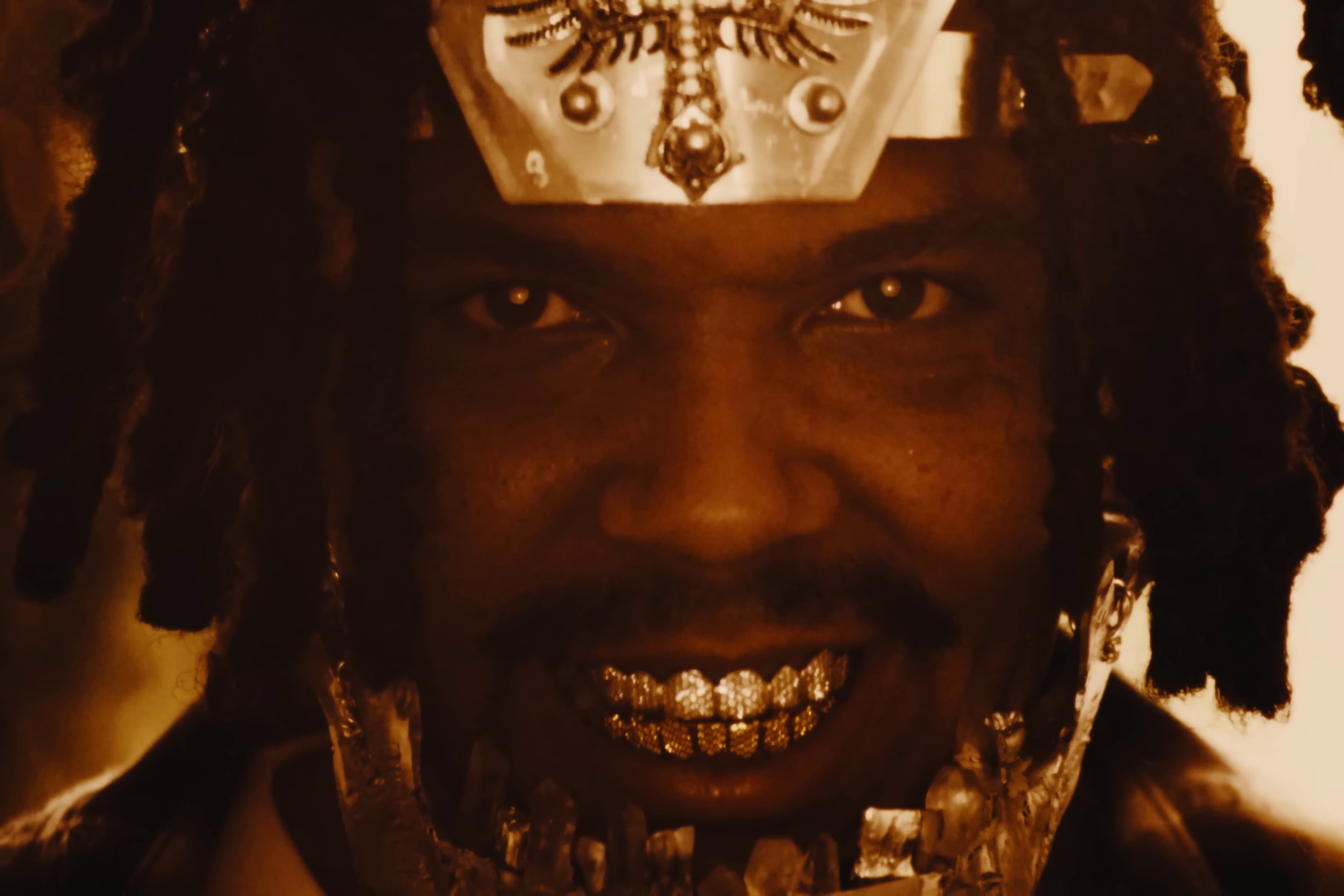 PIRATE RADIO* (2022) —  shot,  lighting