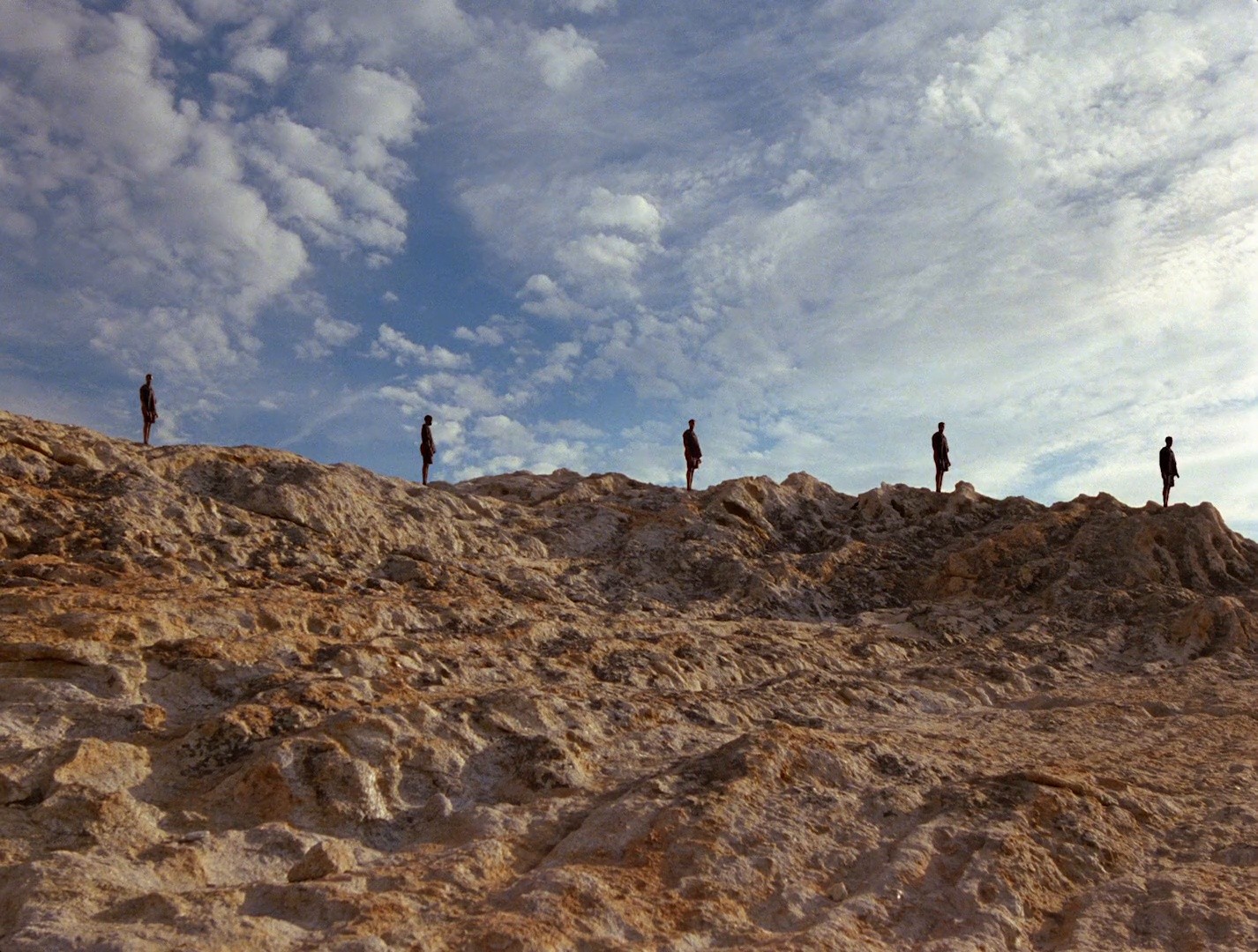 Solo by LOEWE (2024) —  shot,  lighting