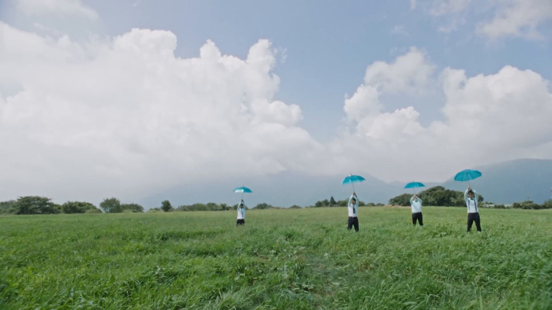 BLOWIN' (2025) —  shot,  lighting