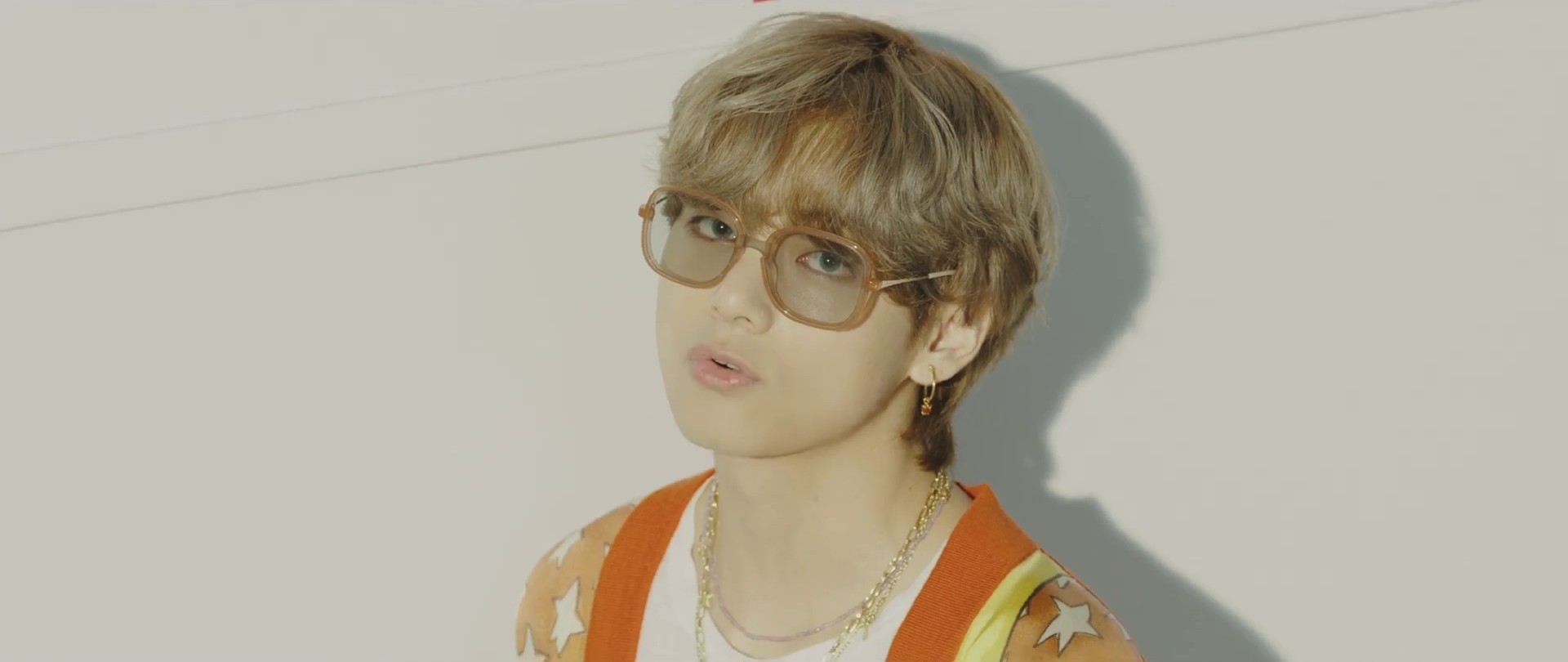 Dynamite (2020) —  shot,  lighting