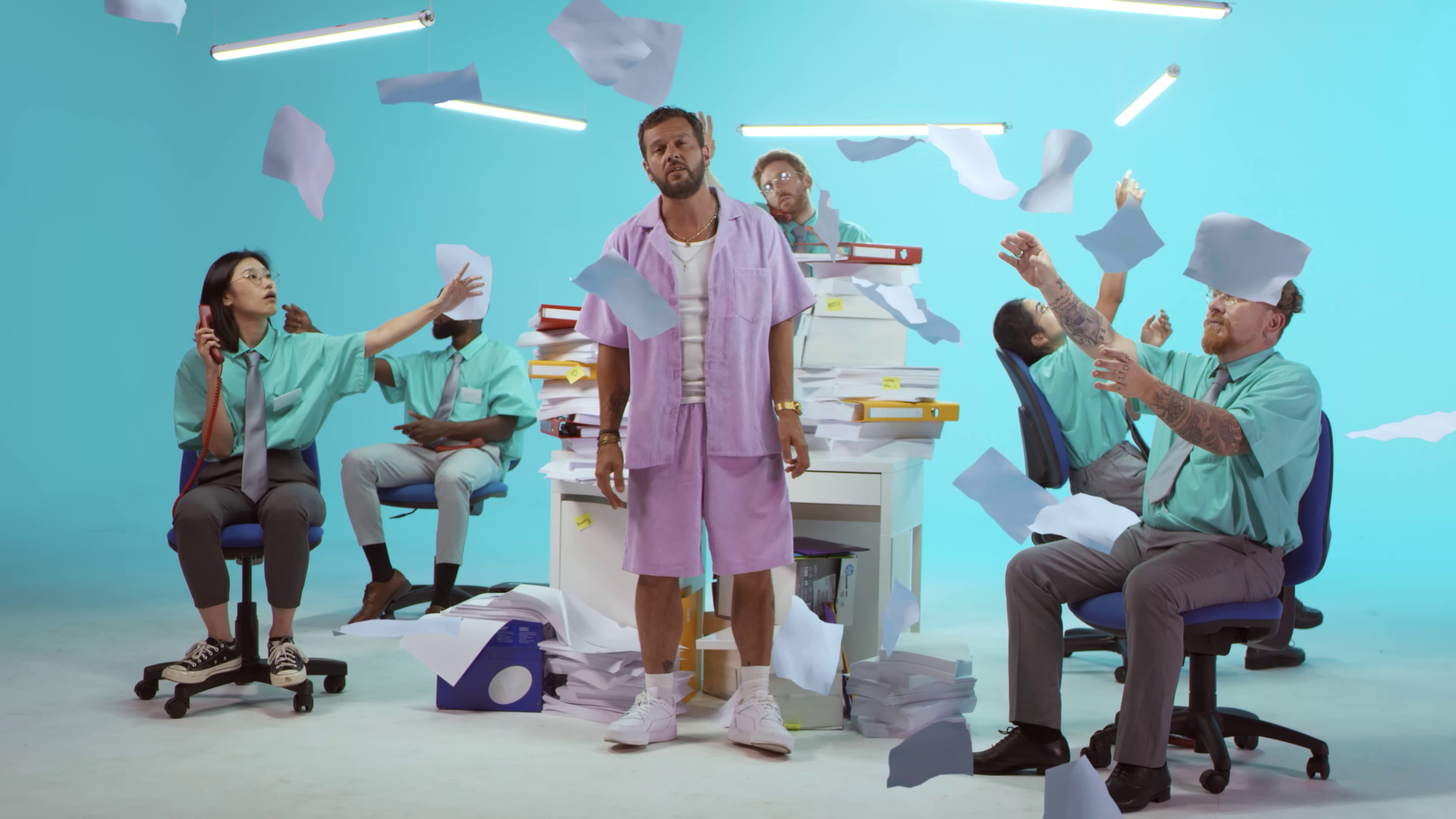 Laisse aller (2022) —  shot,  lighting