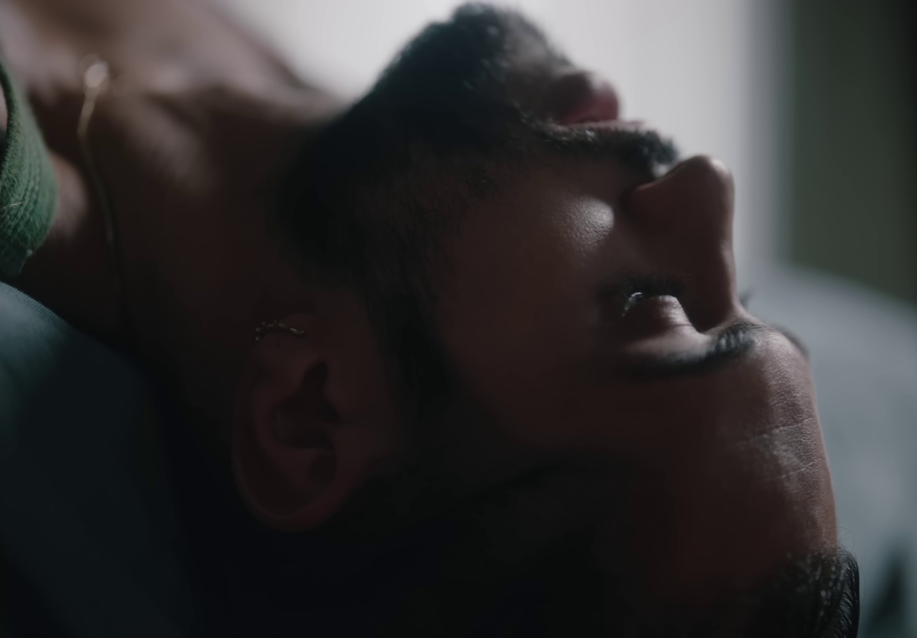 Cocktail d'Amore (2023) —  shot,  lighting