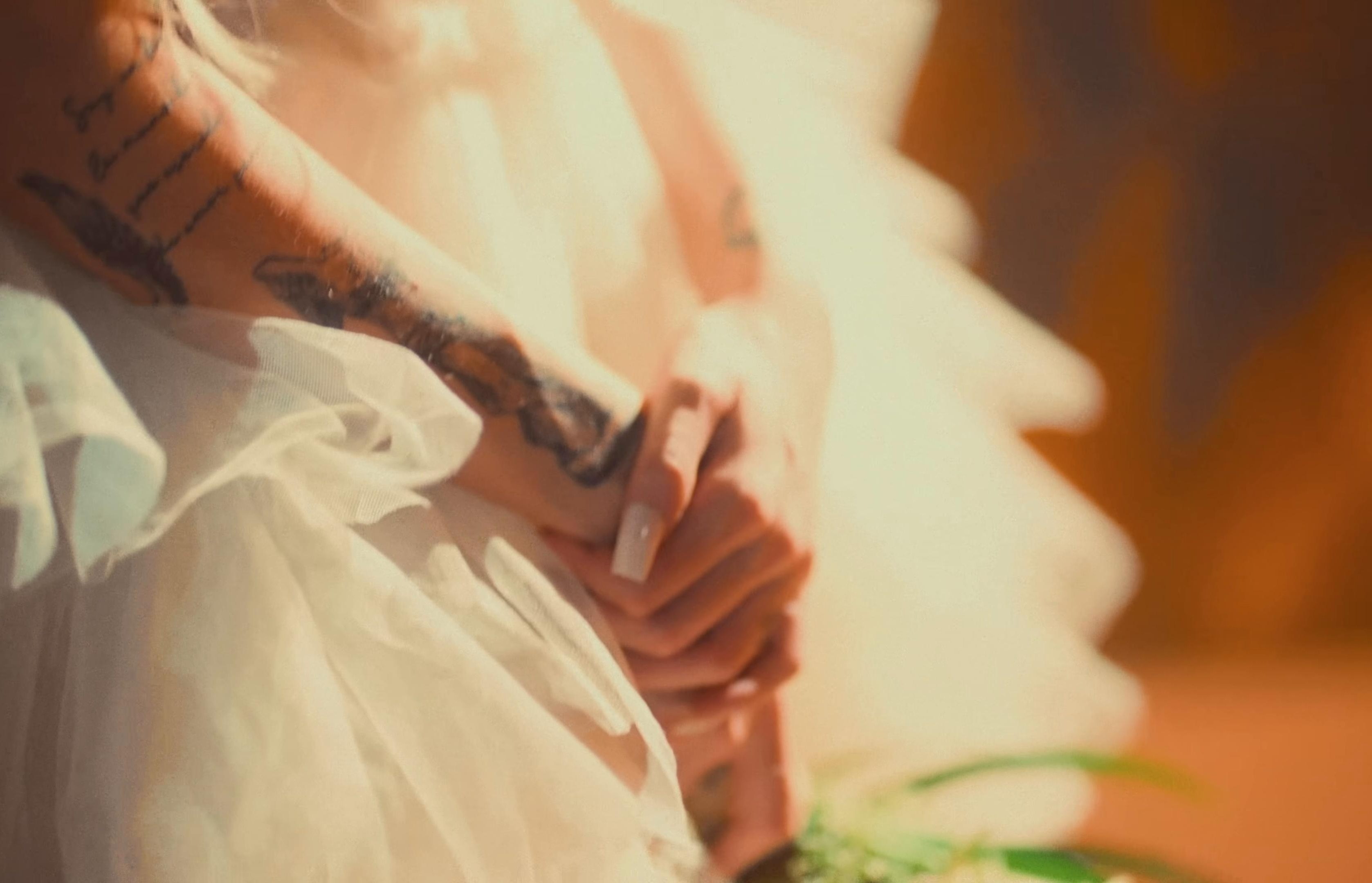 Pa' Qué Volviste? (2024) —  shot,  lighting