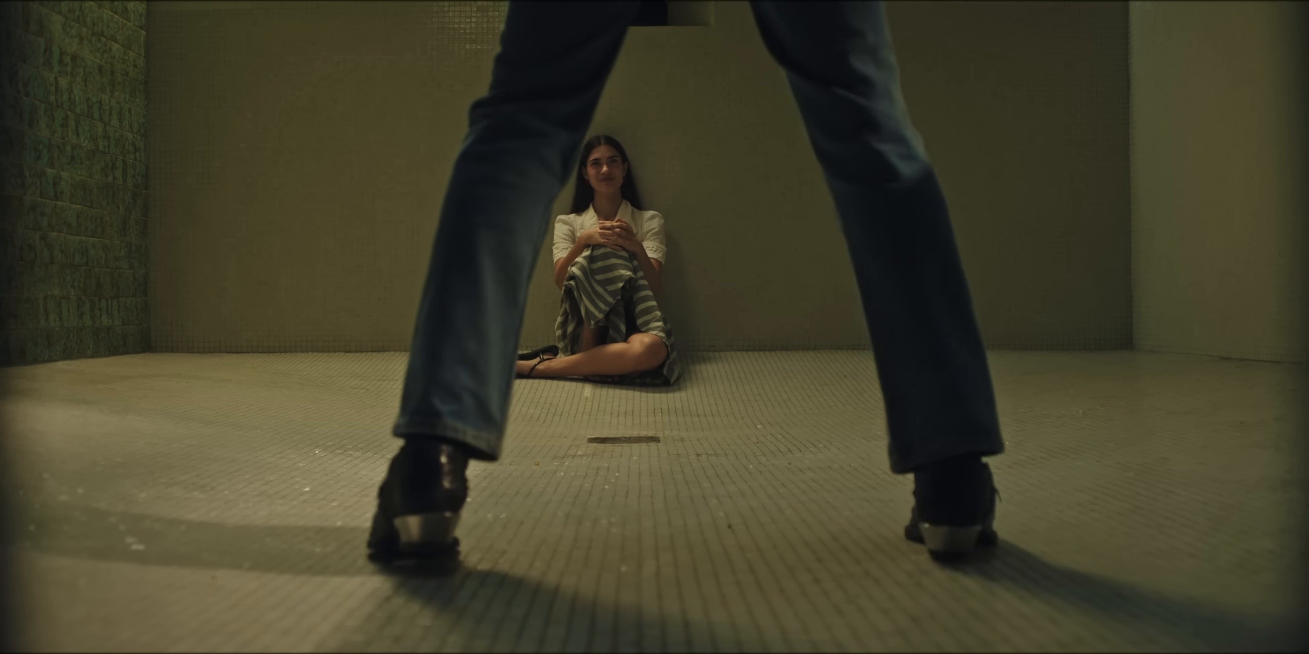 Tarantino (2024) —  shot,  lighting