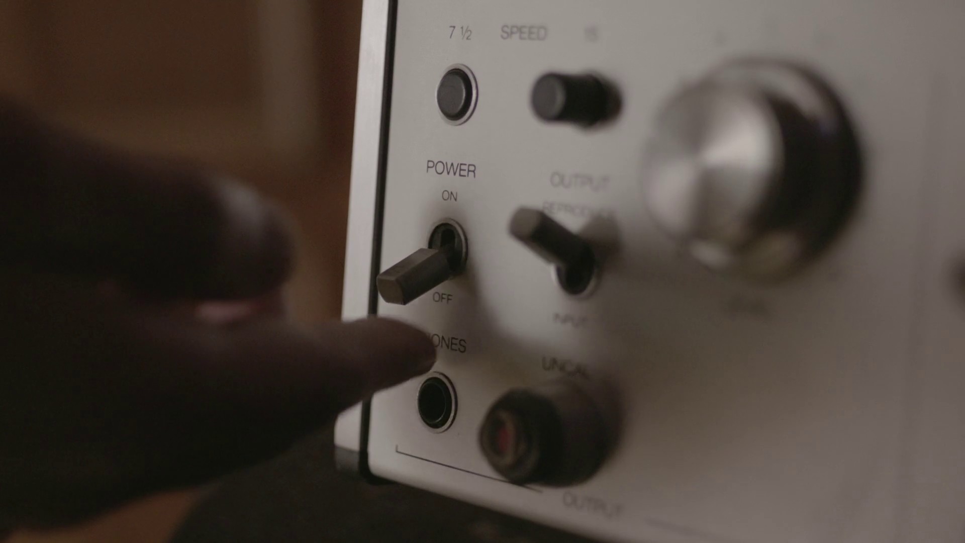 Comix (2016) —  shot,  lighting