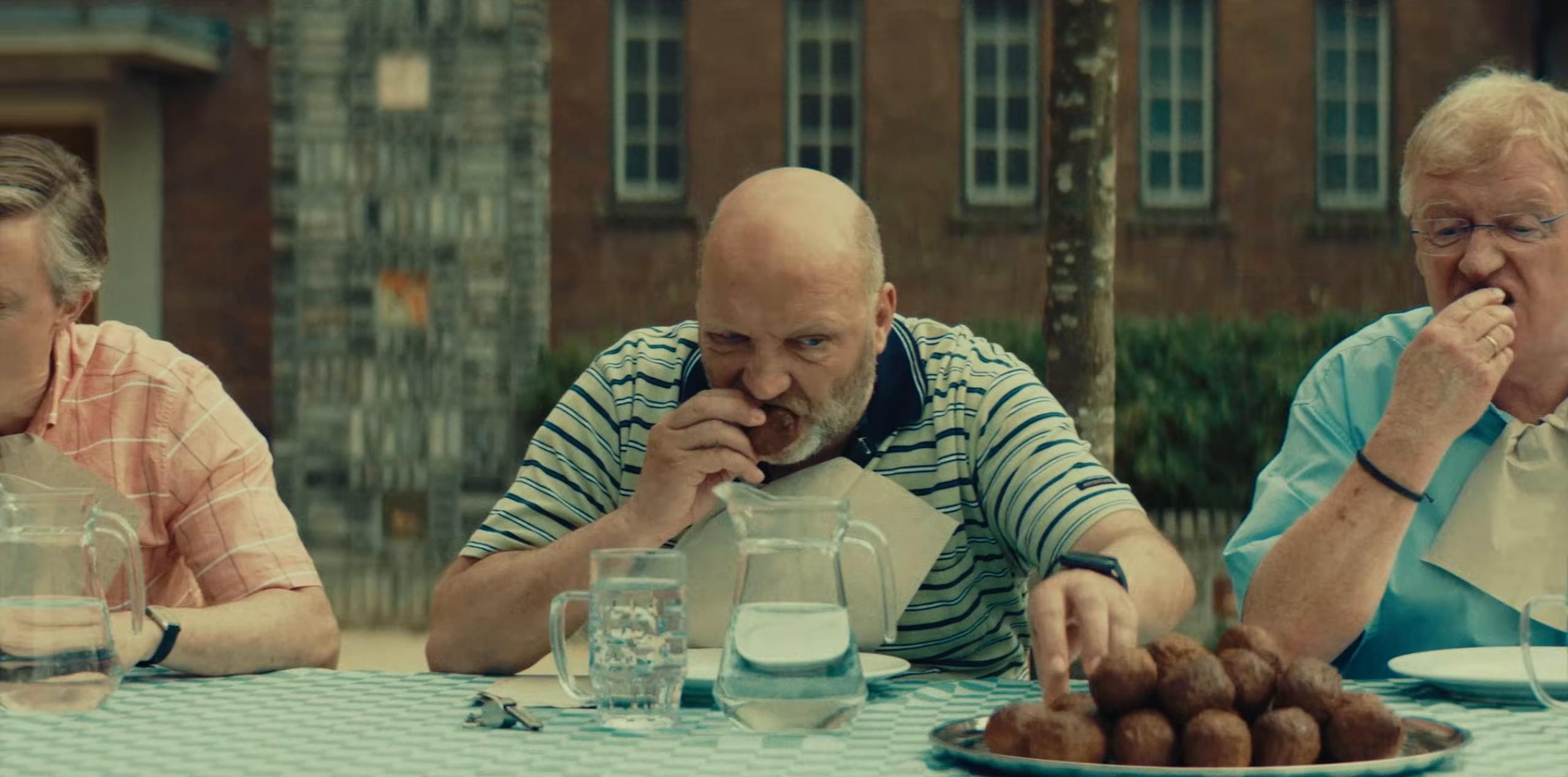 Straf (2026) —  shot,  lighting