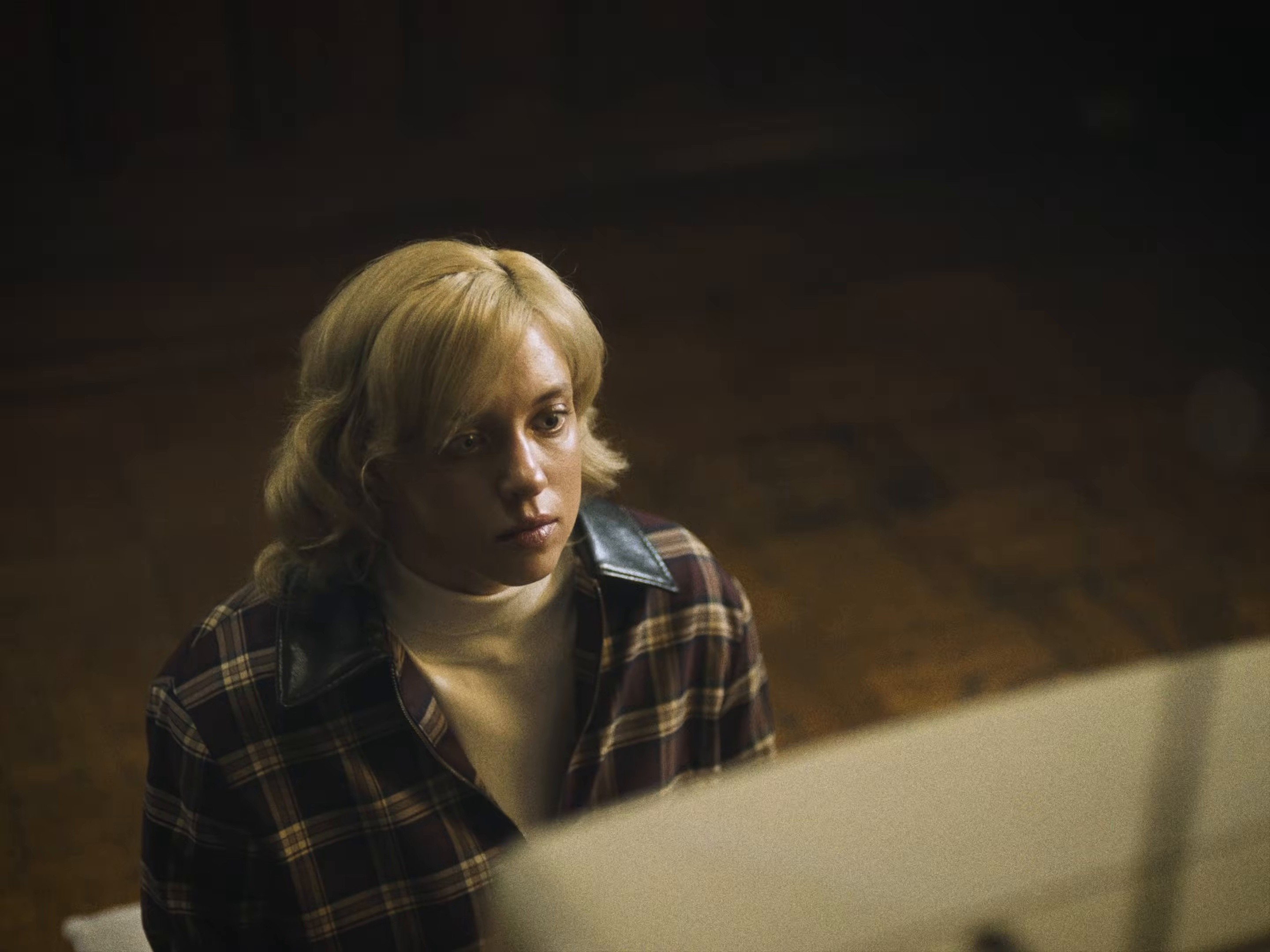 MI GATA (2026) —  shot,  lighting