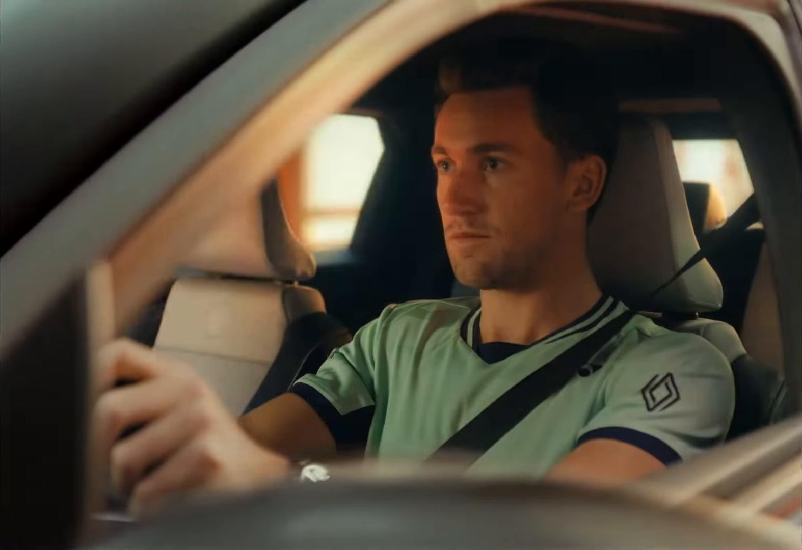 Renault 5 Roland-Garros E-Tech electric (2025) —  shot,  lighting