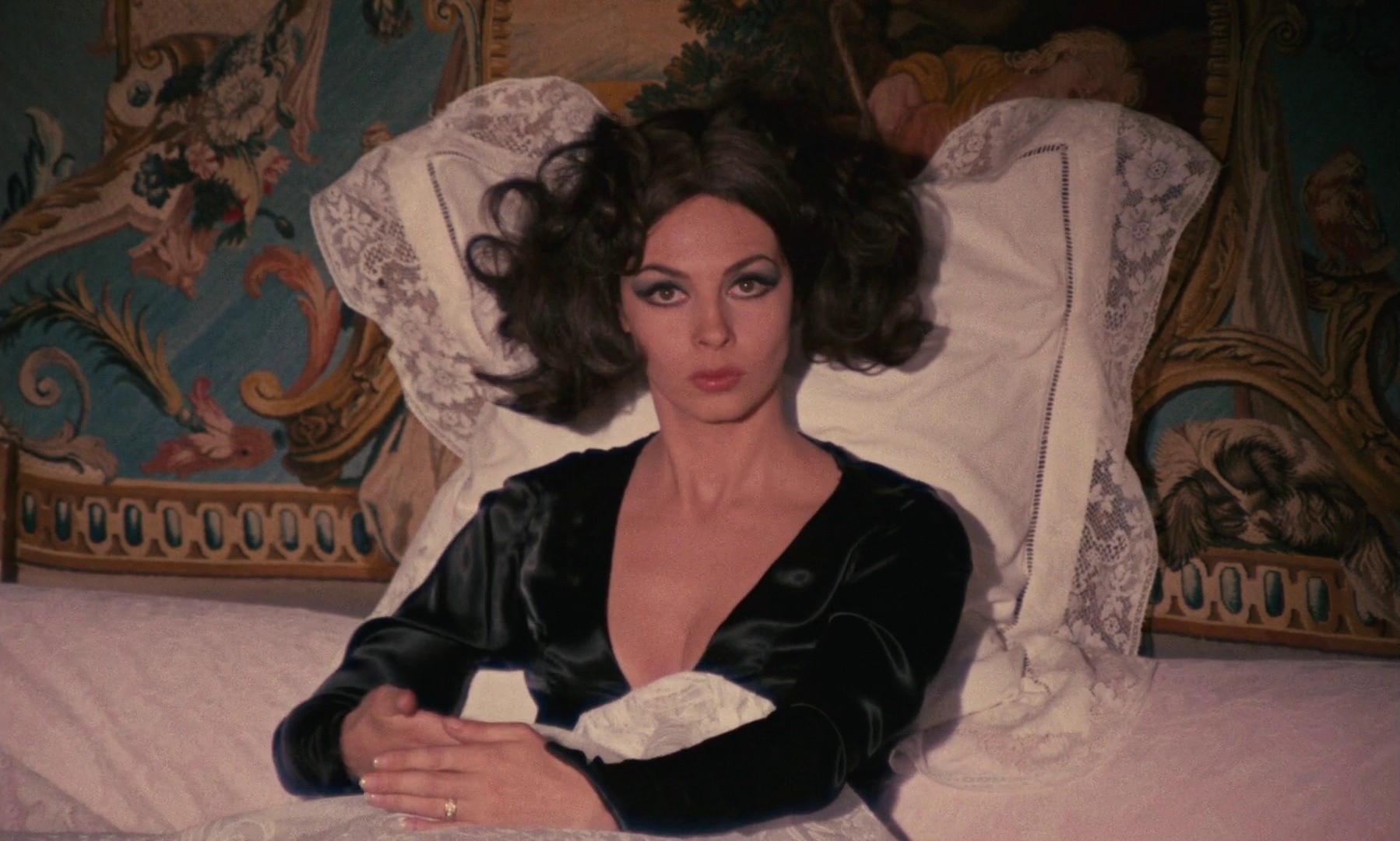 A Golden Widow (1969) —  shot,  lighting