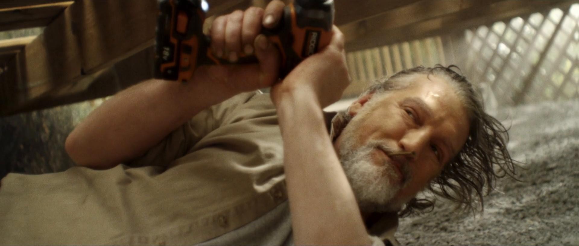 HomeDepot_Demolishing_Washing_Drilling_Trimming (2018) —  shot,  lighting