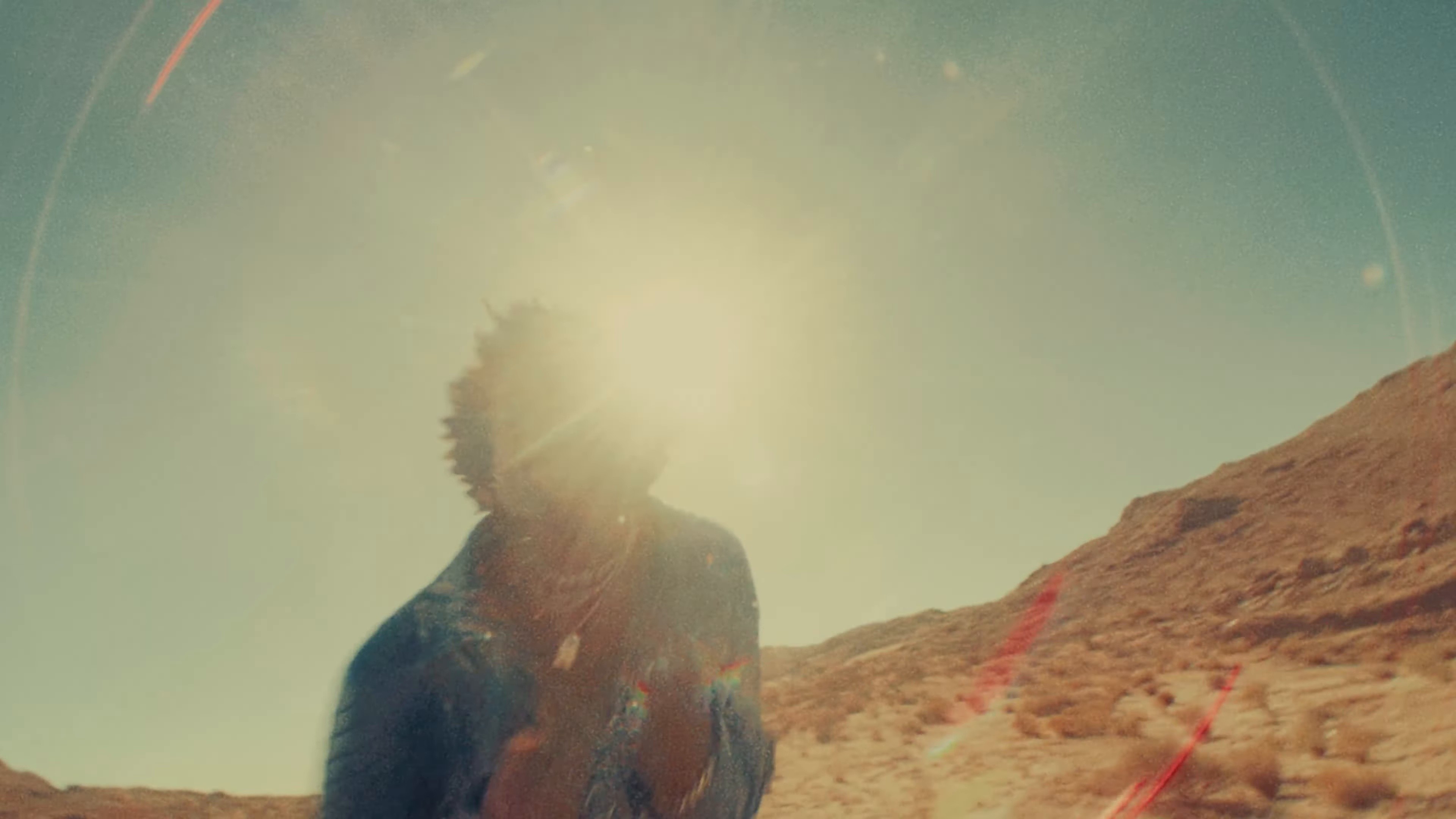 Toxic Romantic (2025) —  shot,  lighting