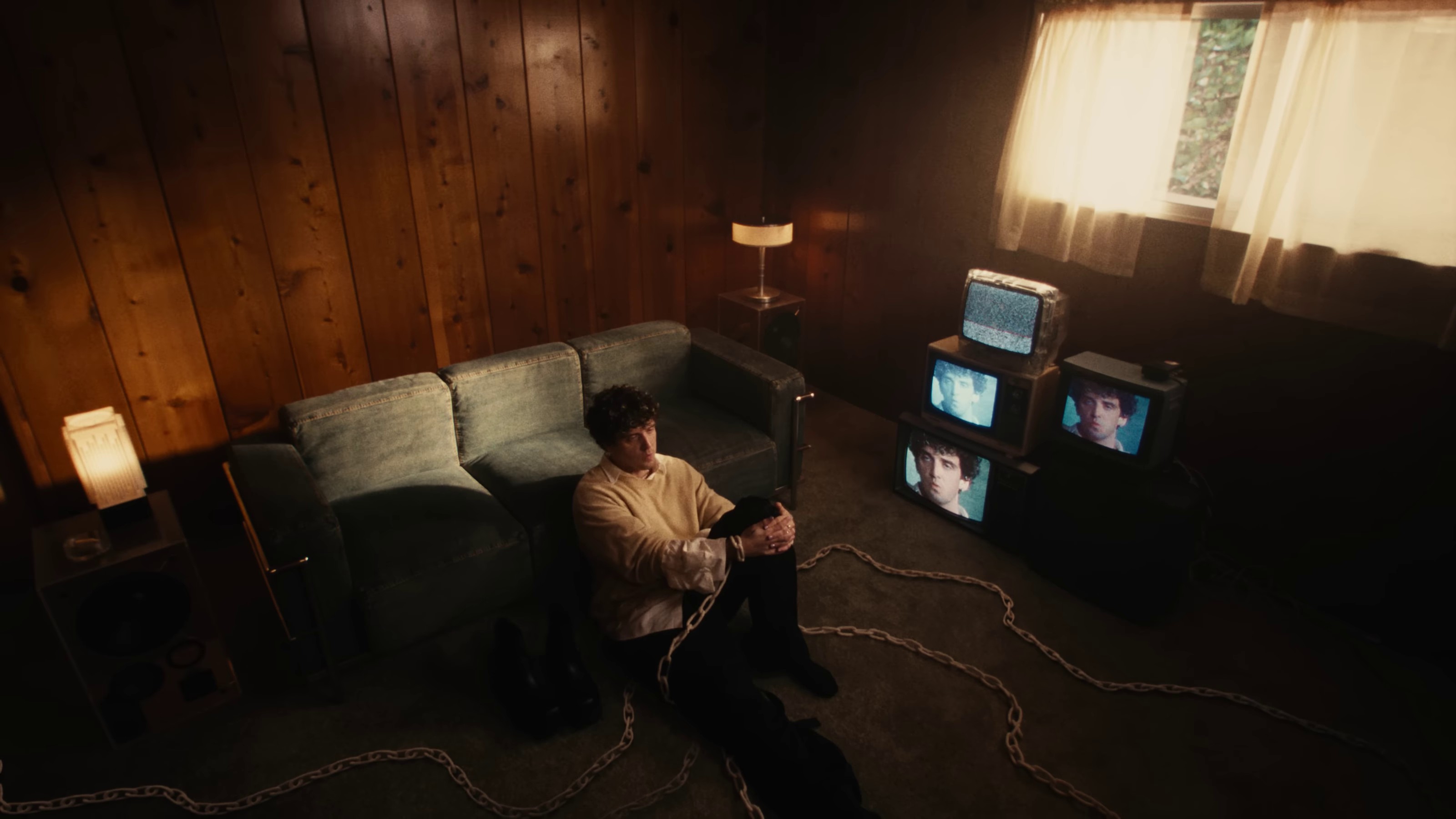 Love U Like That (2023) —  shot,  lighting