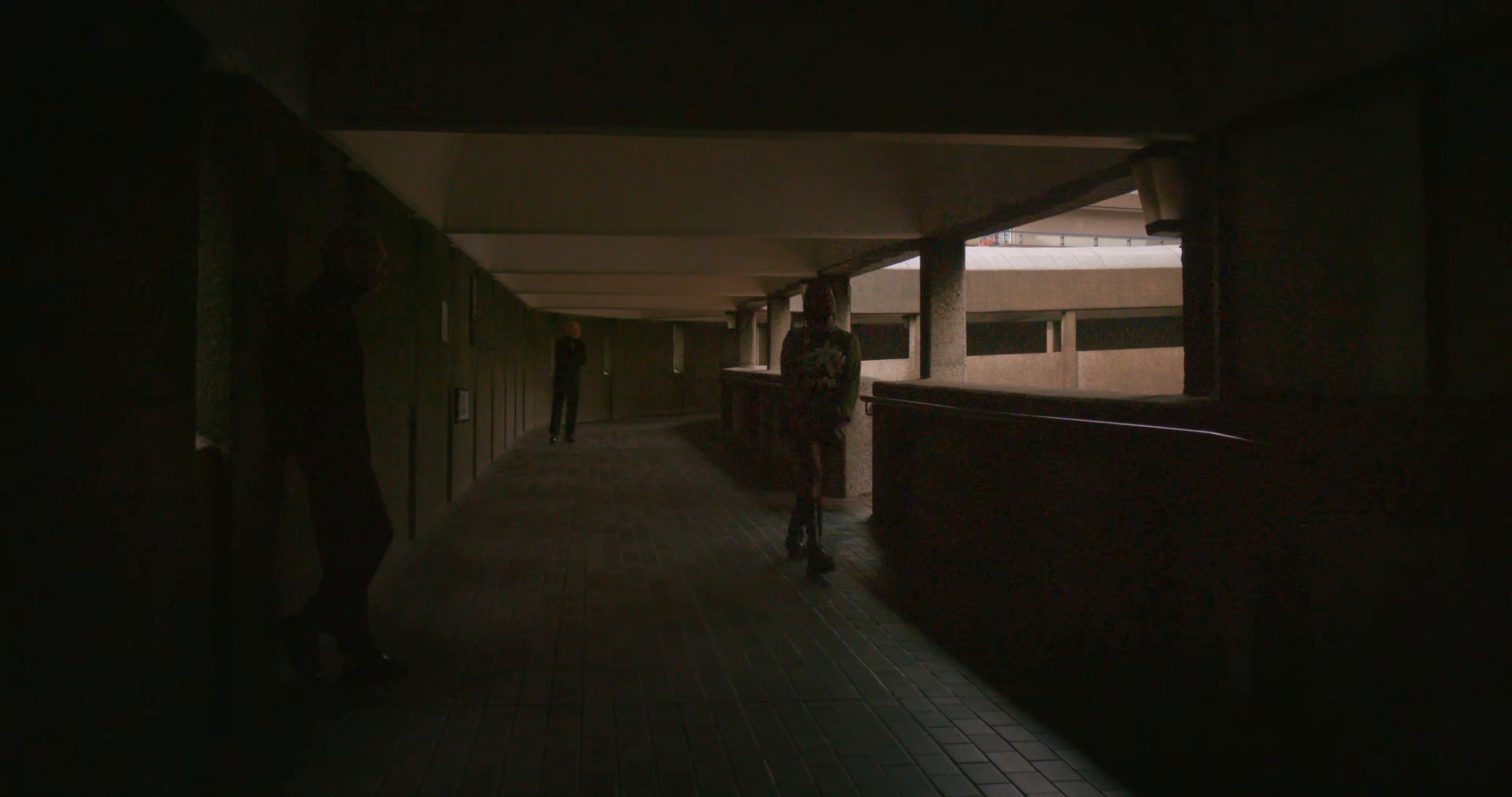 DUN DI DUN (2025) —  shot,  lighting