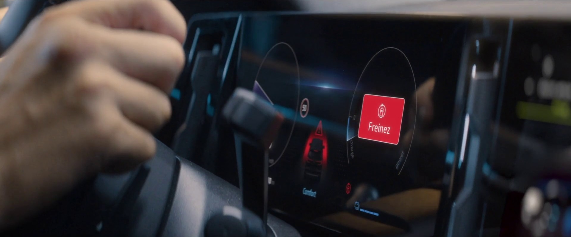 RENAULT AUSTRAL. IMAGINATION (2023) —  shot,  lighting