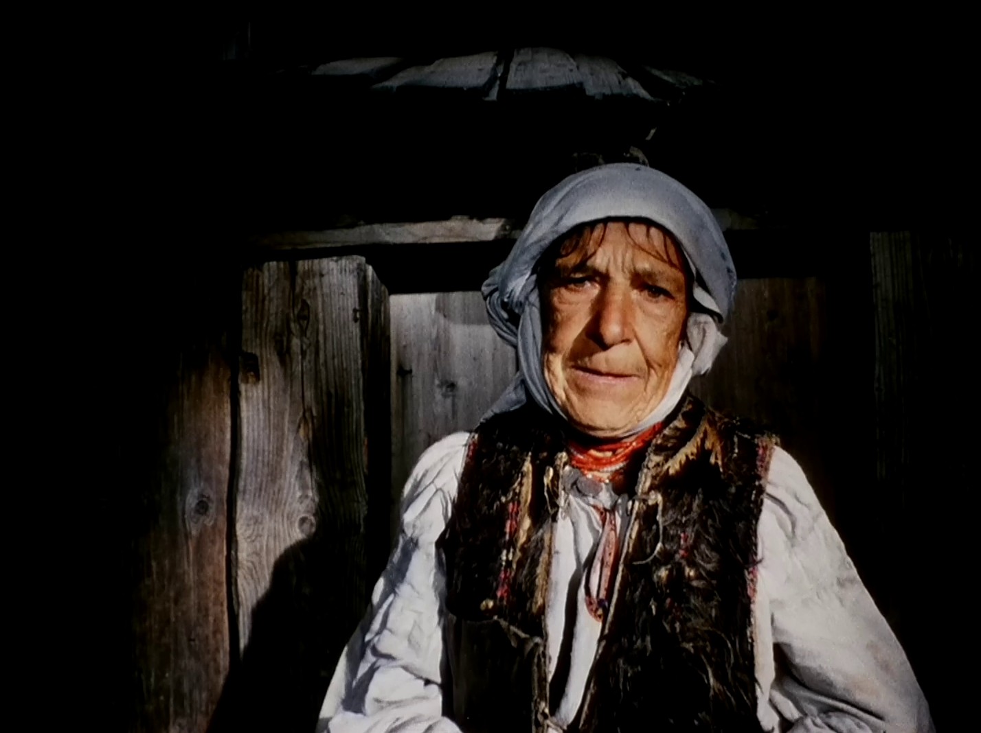 Shadows of Forgotten Ancestors (1965) —  shot,  lighting