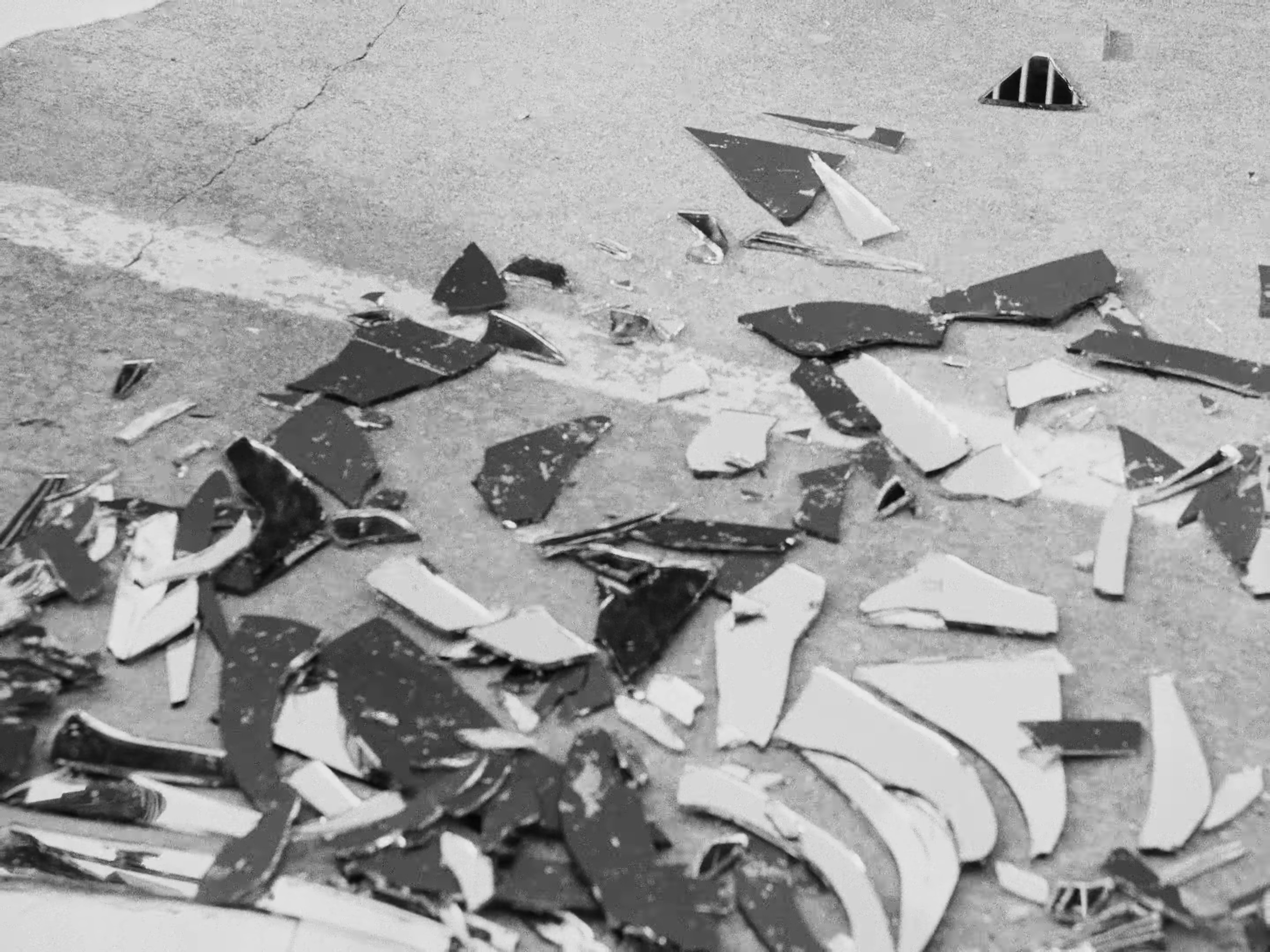 N95 (2022) —  shot,  lighting