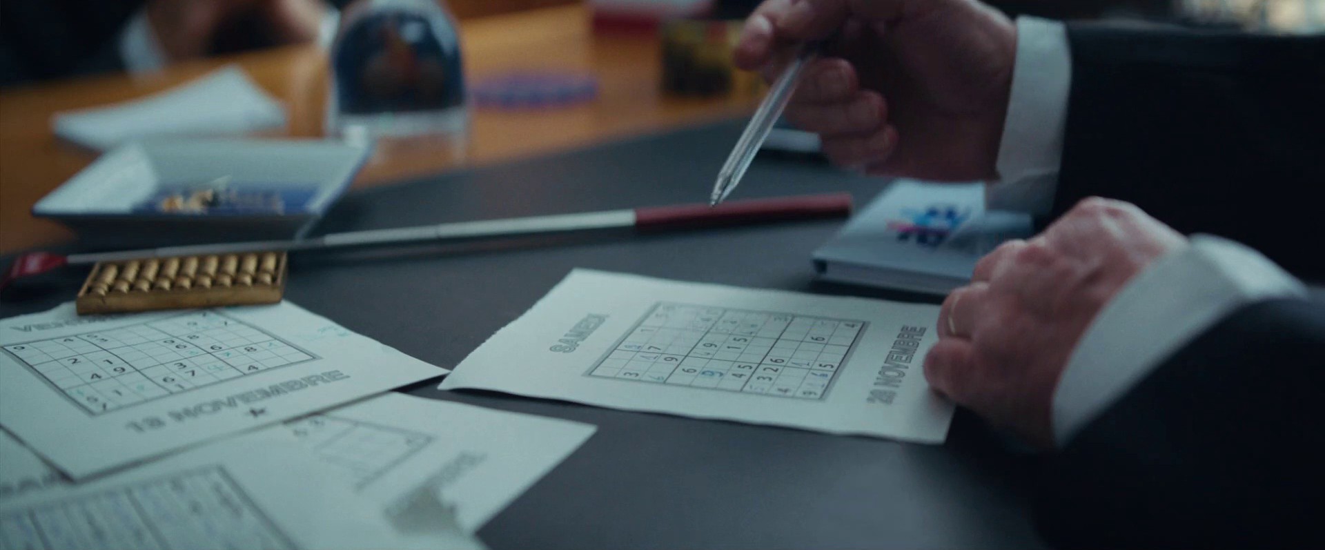 La politique et les saucisses (2020) —  shot,  lighting