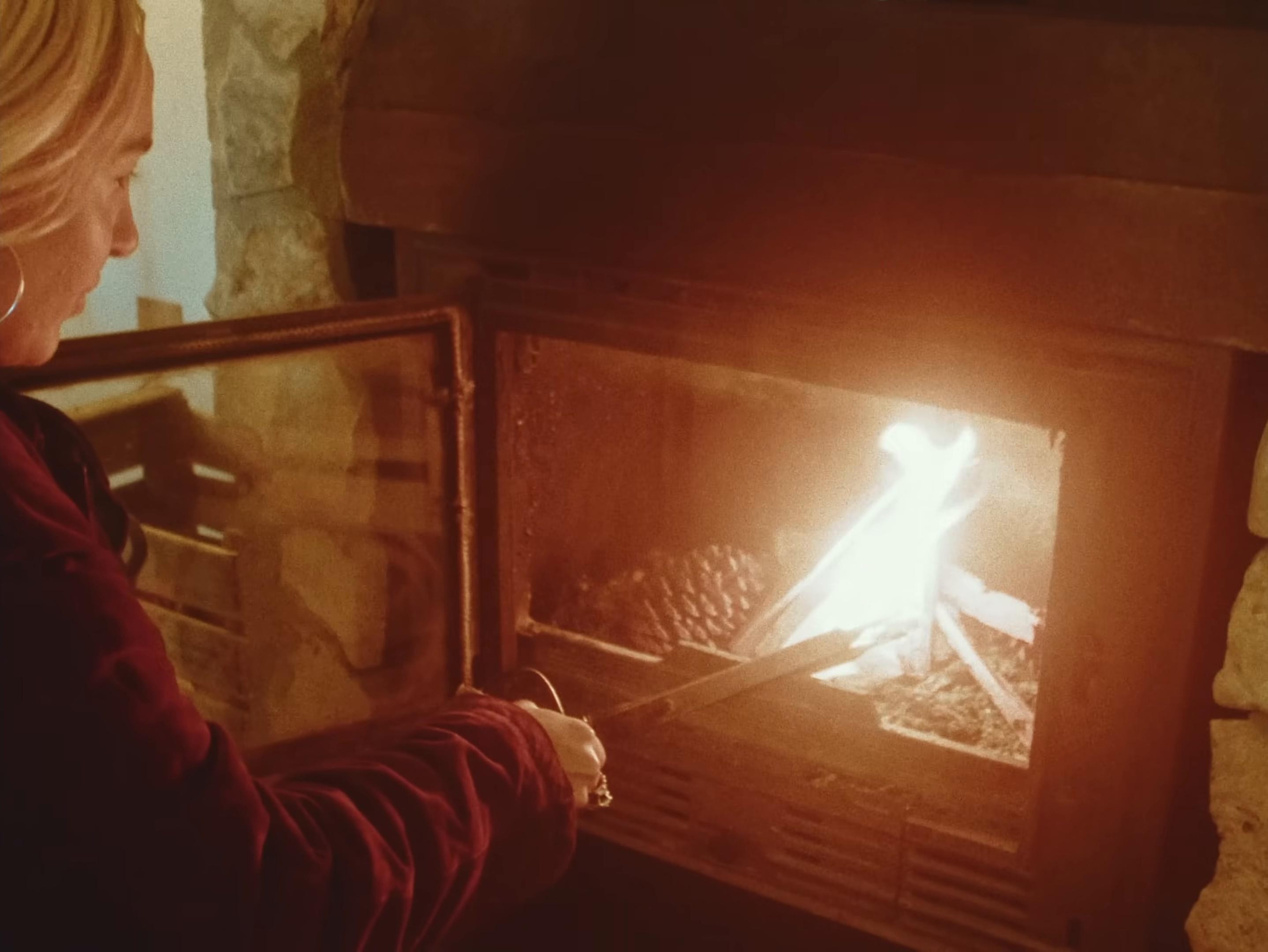 Cuando nadie mira (2026) —  shot,  lighting