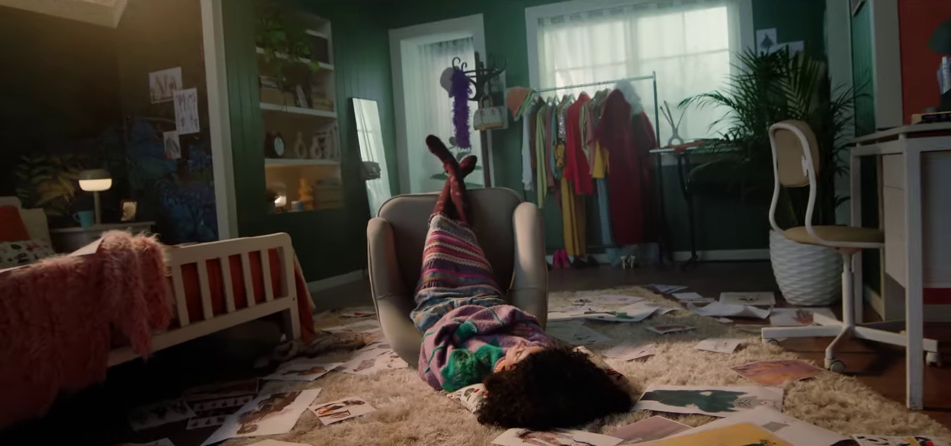 DHL: Make a Good Thing Even Better (2024) —  shot,  lighting