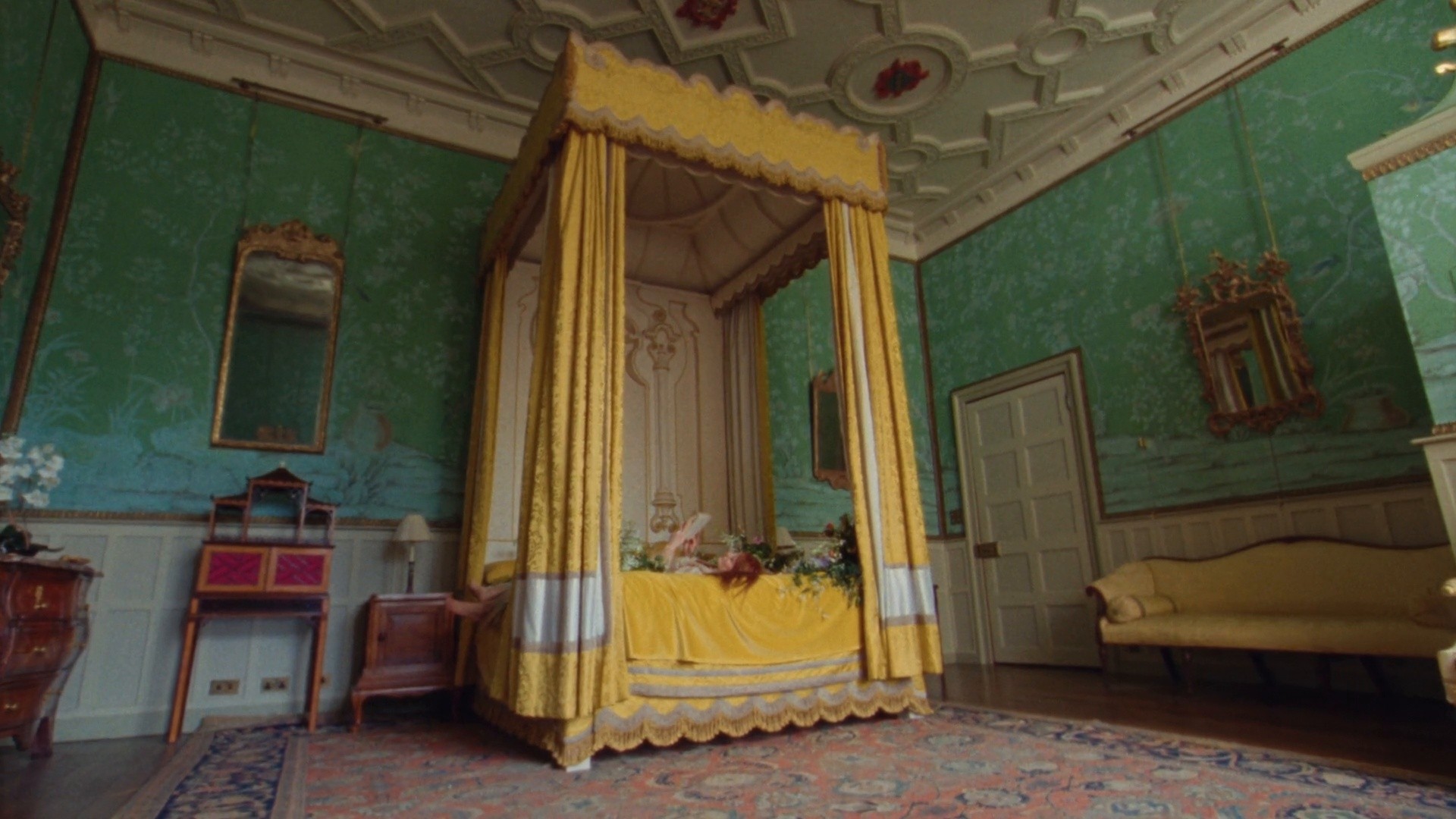 Vogue x Gucci Bloom - The Awakening featuring Florence Welch (2022) —  shot,  lighting