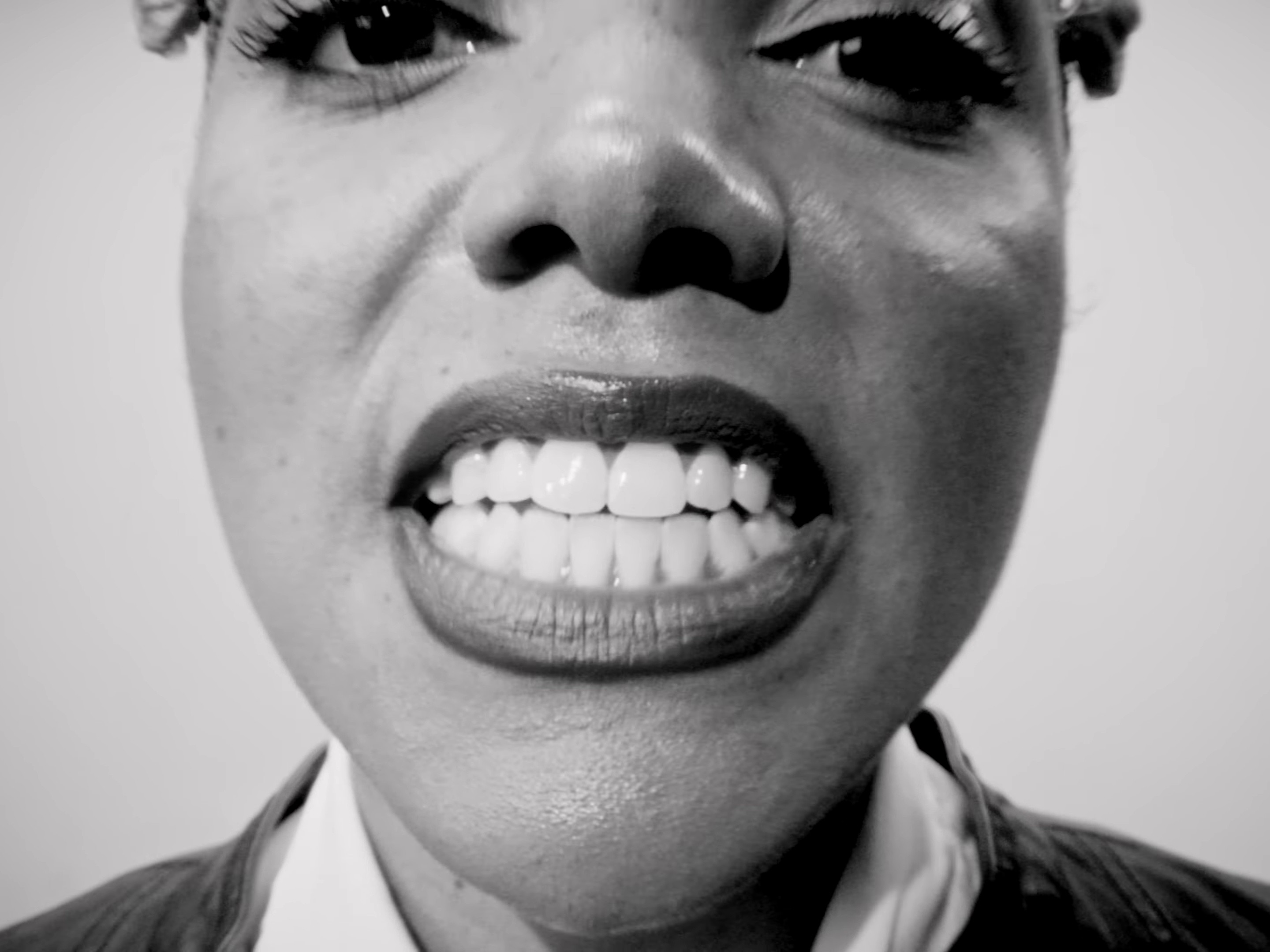 poser (2025) —  shot,  lighting