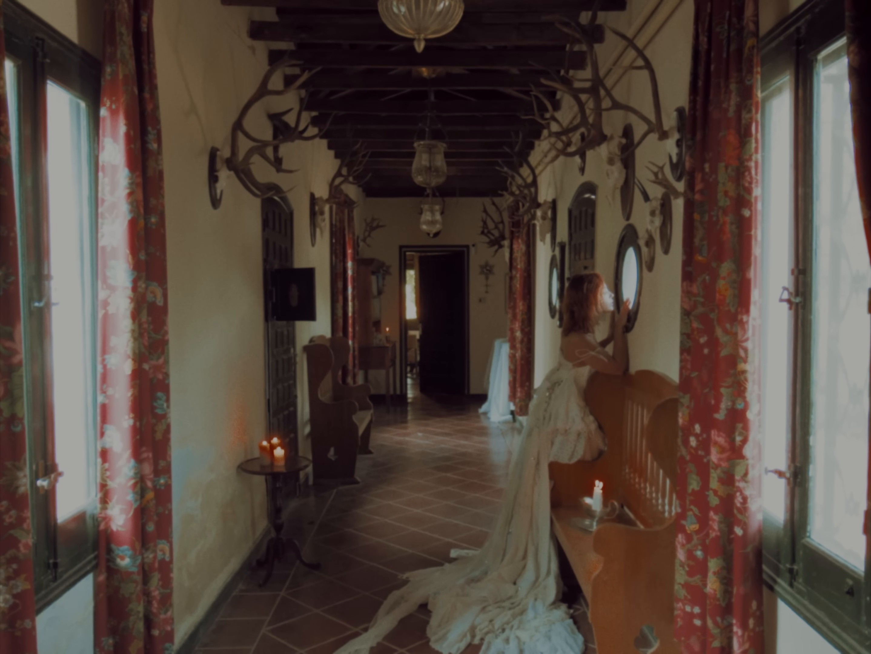 Palmas Y Desamores (2024) —  shot,  lighting