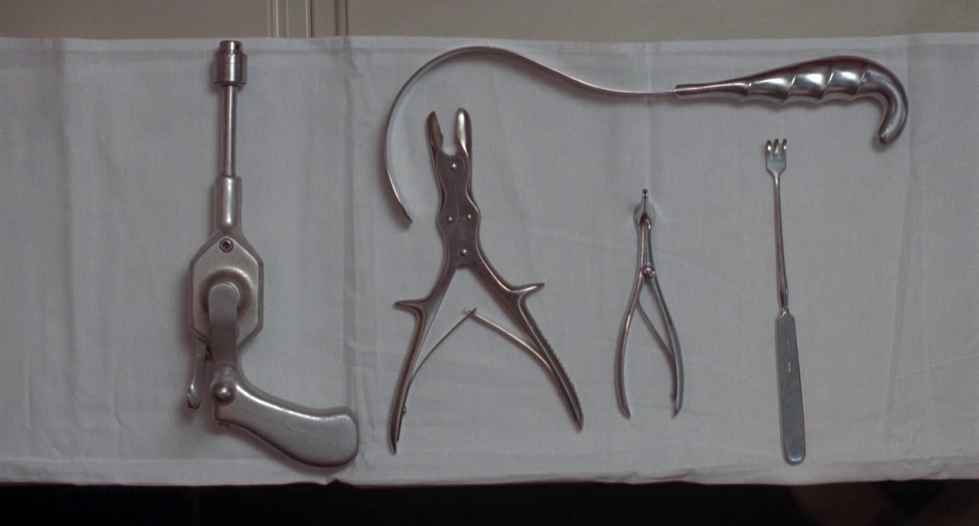 Hellraiser III: Hell on Earth (1992) —  shot,  lighting