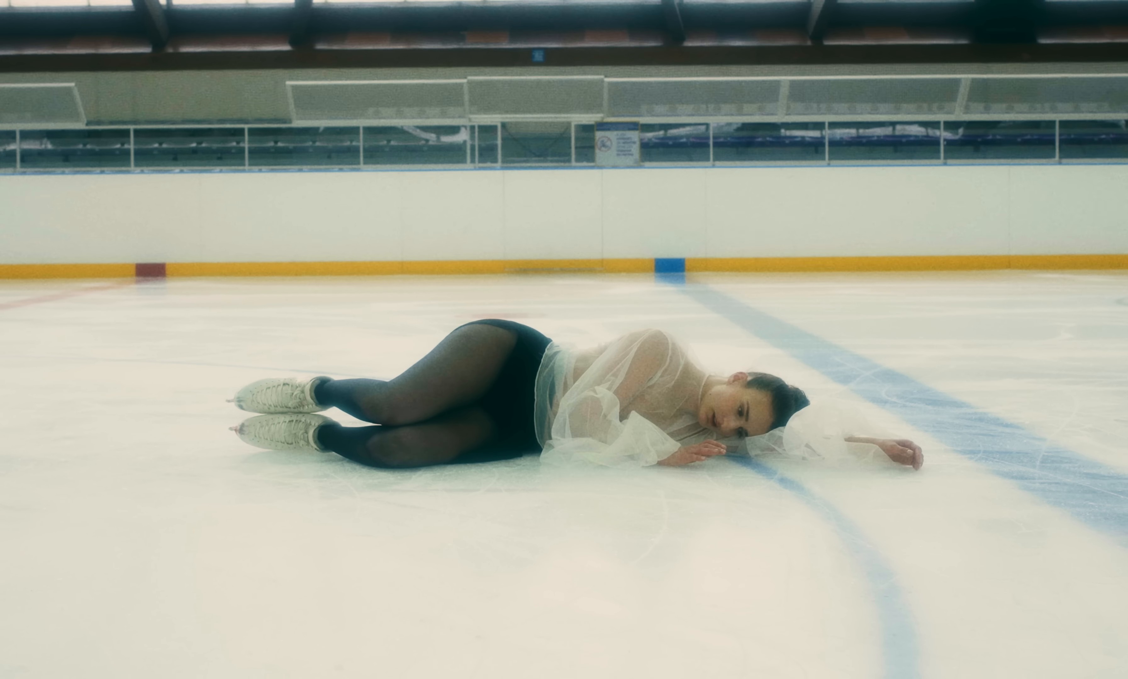 saisons, le film: printemps (2024) —  shot,  lighting