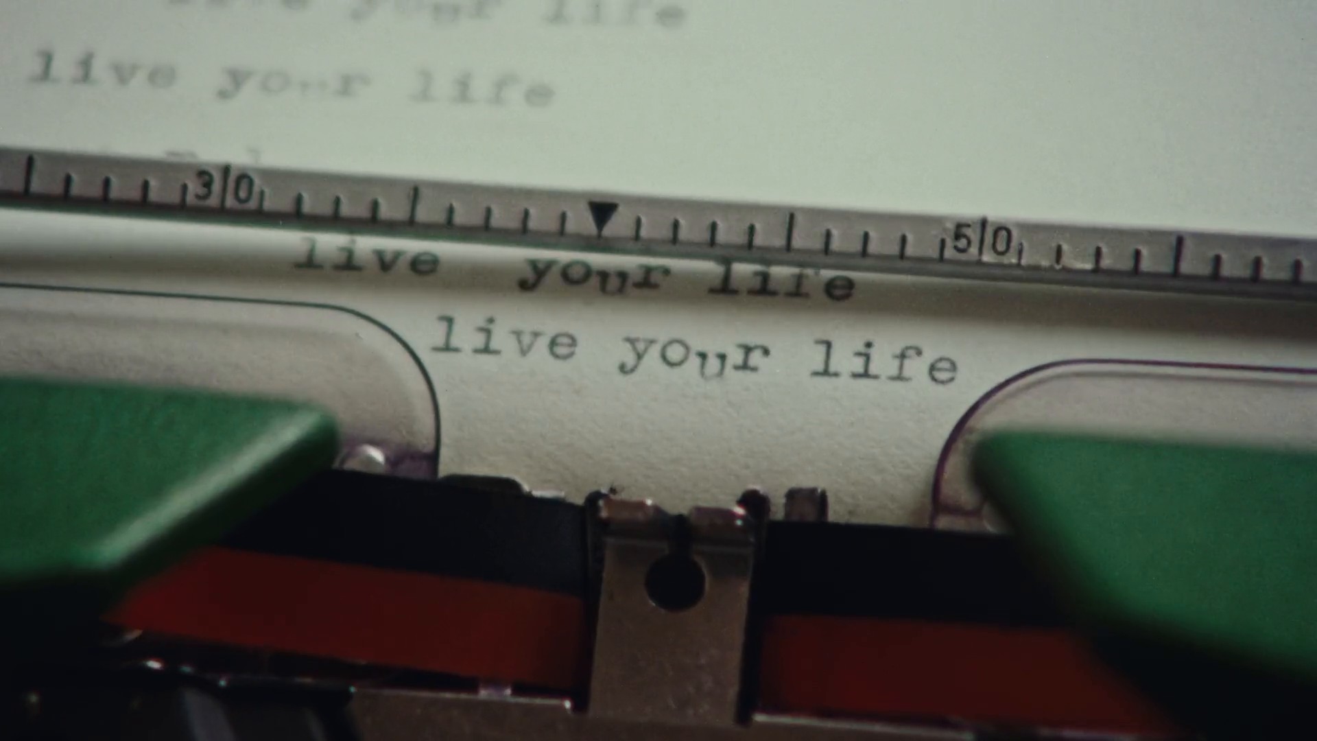 American Eagle "Live Your Life" 30s (2024) —  shot,  lighting