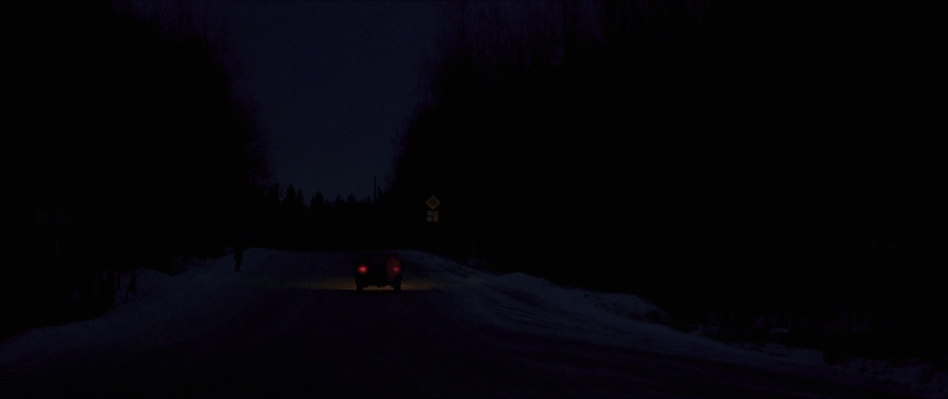 Compartment Number 6 (2021) —  shot,  lighting