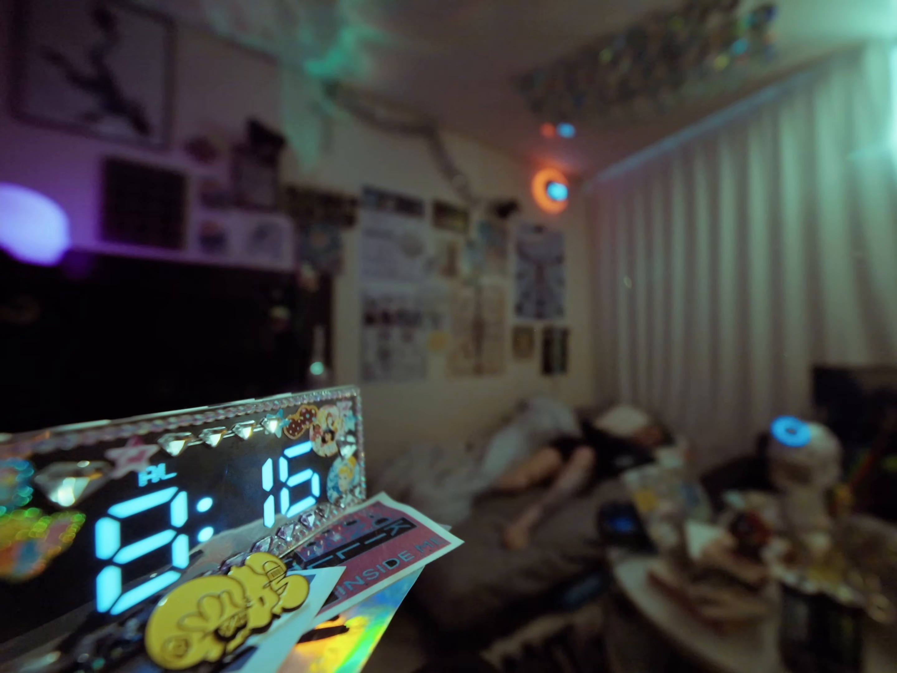 SIDE EYE (2025) —  shot,  lighting