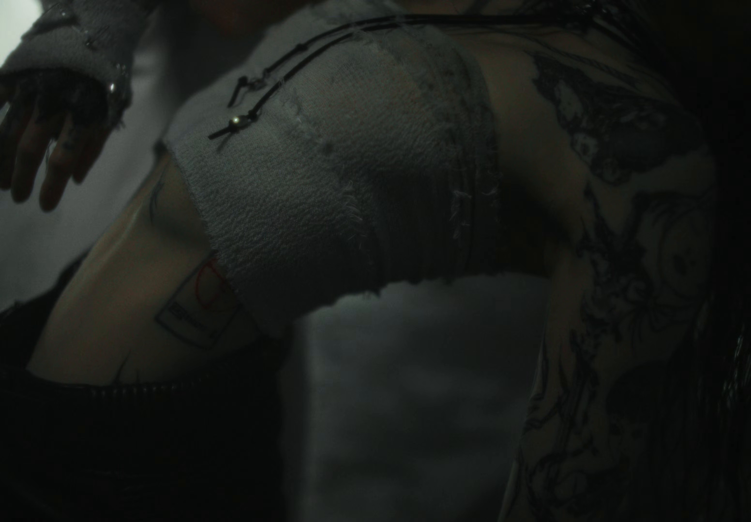 VV (2025) —  shot,  lighting