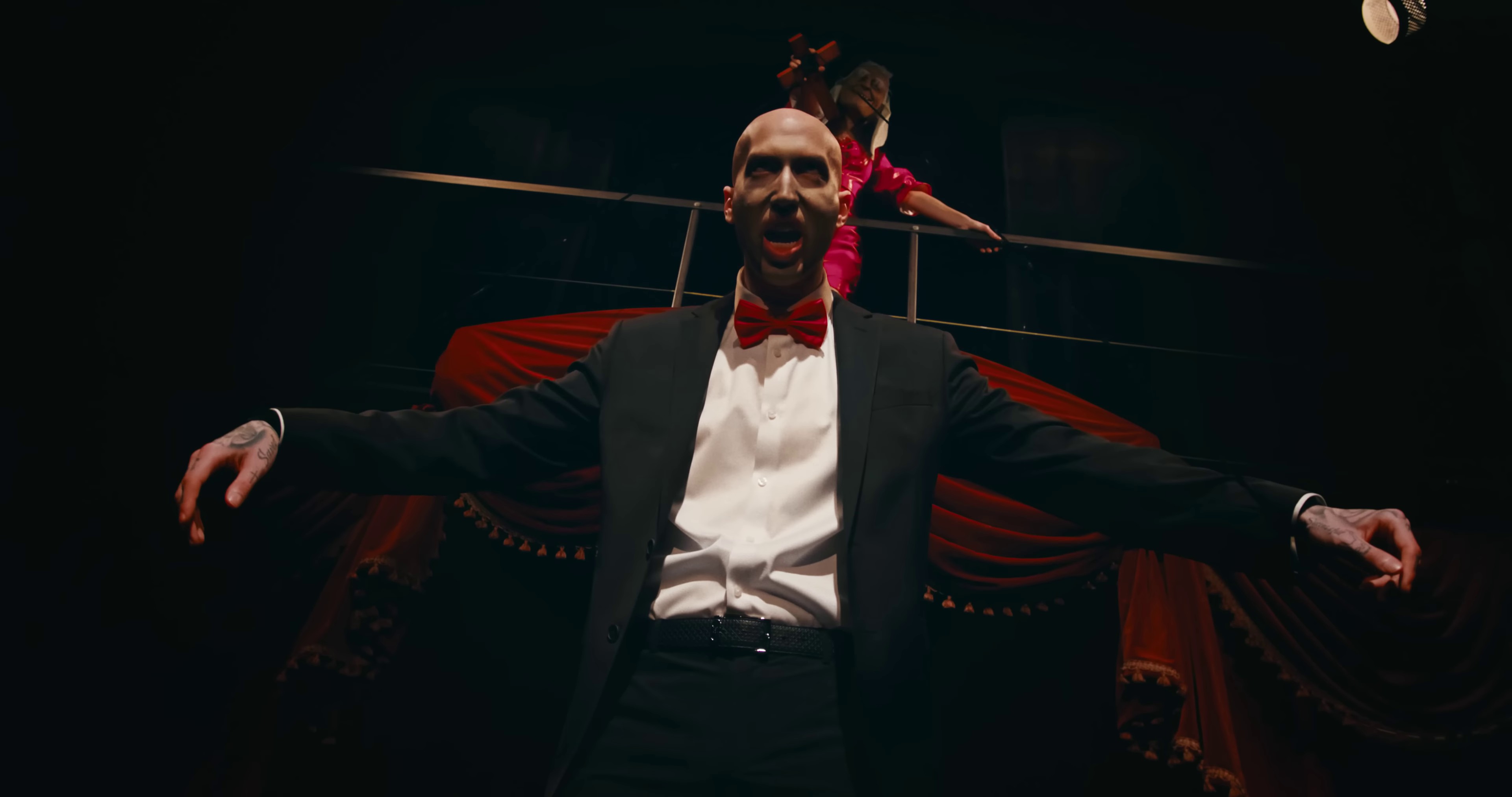 Sucker 4 Love (2023) —  shot,  lighting