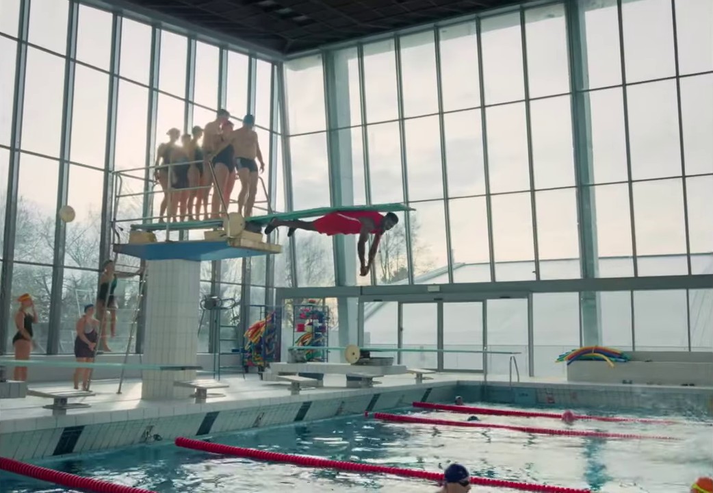 TBWA\Paris pour McDonald's France - "Livraison à Domicile" - Février 2024 (2024) —  shot,  lighting