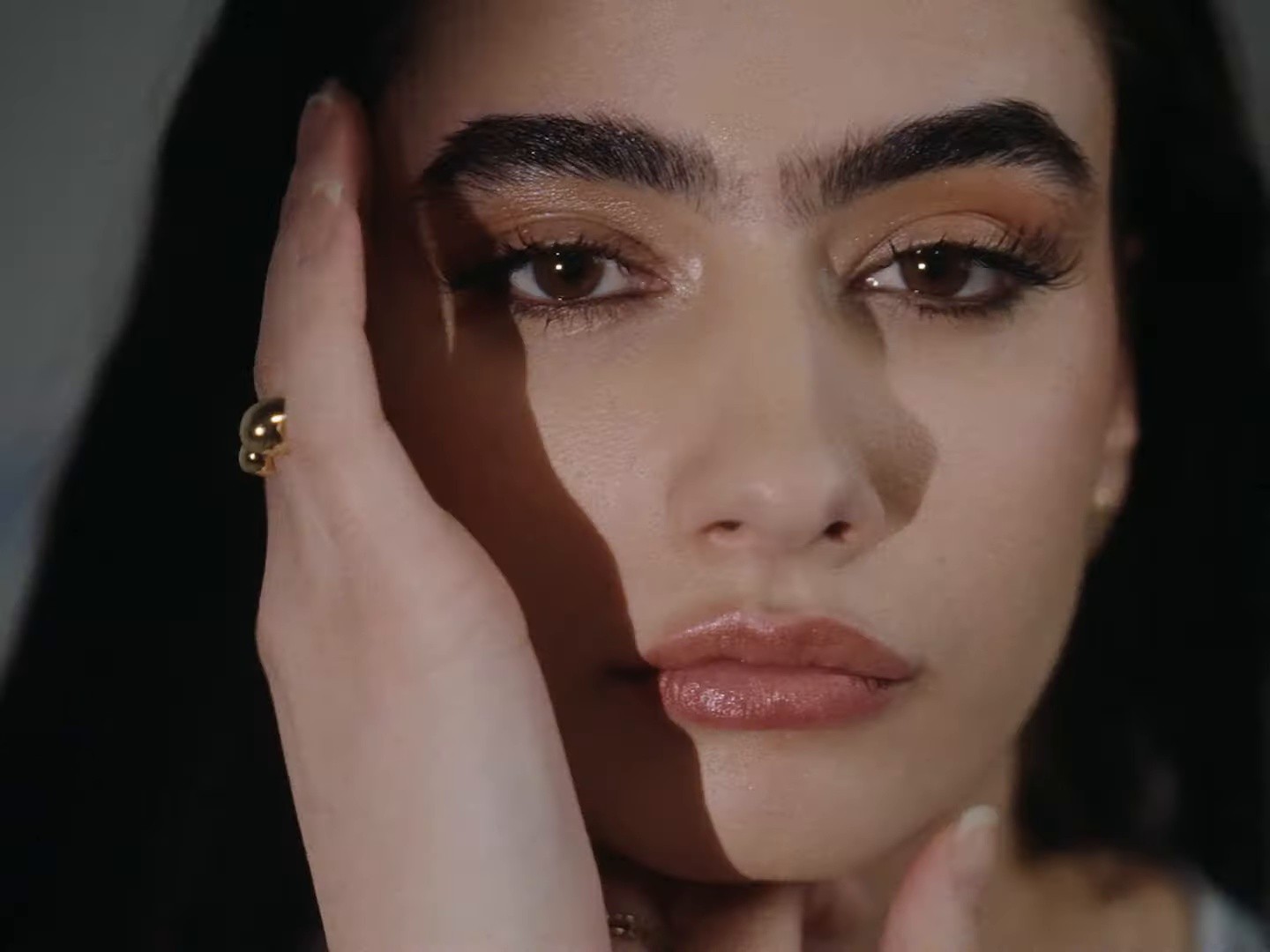 Rattrape-moi (2025) —  shot,  lighting