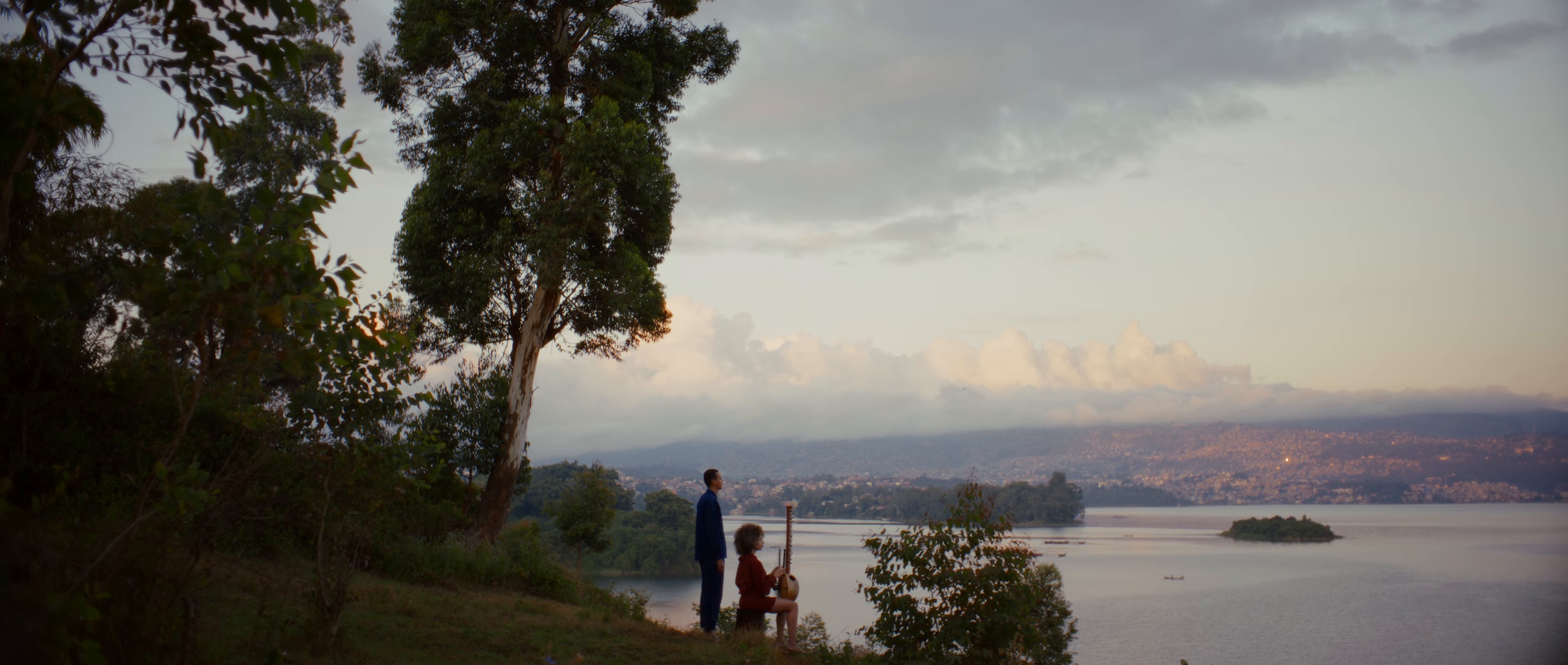 Farafina Mousso (2024) —  shot,  lighting