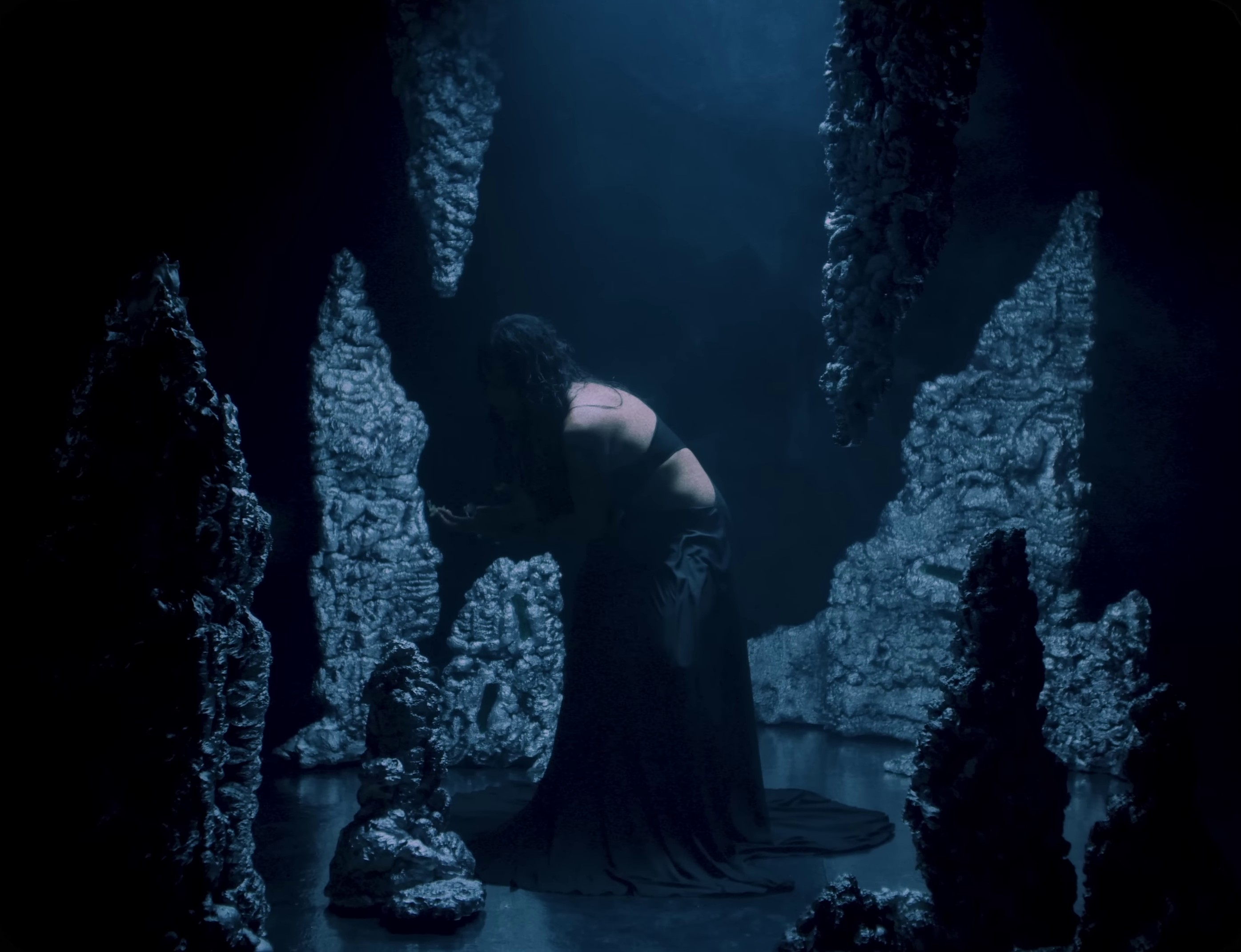 Minha Religião  (2023) —  shot,  lighting