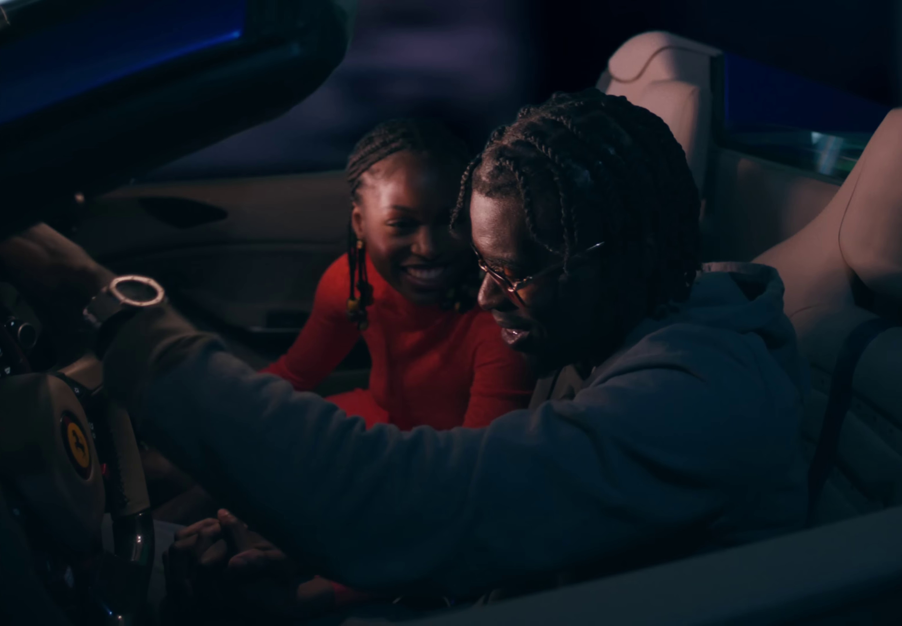 Ça va  (2023) —  shot,  lighting